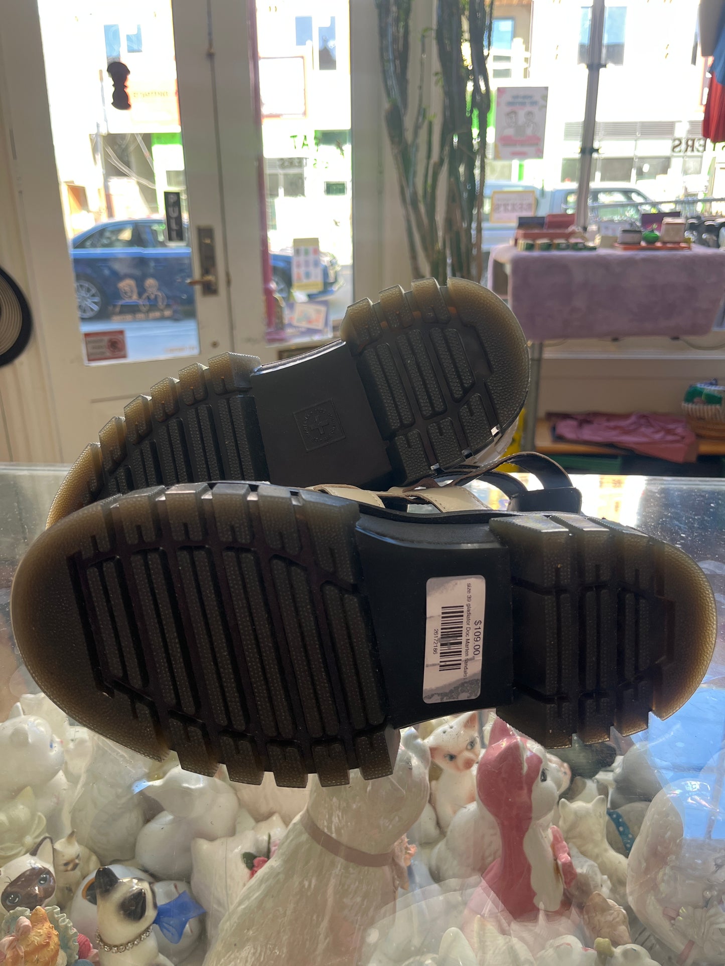 size 39 gladiator Doc Marten sandals taupe