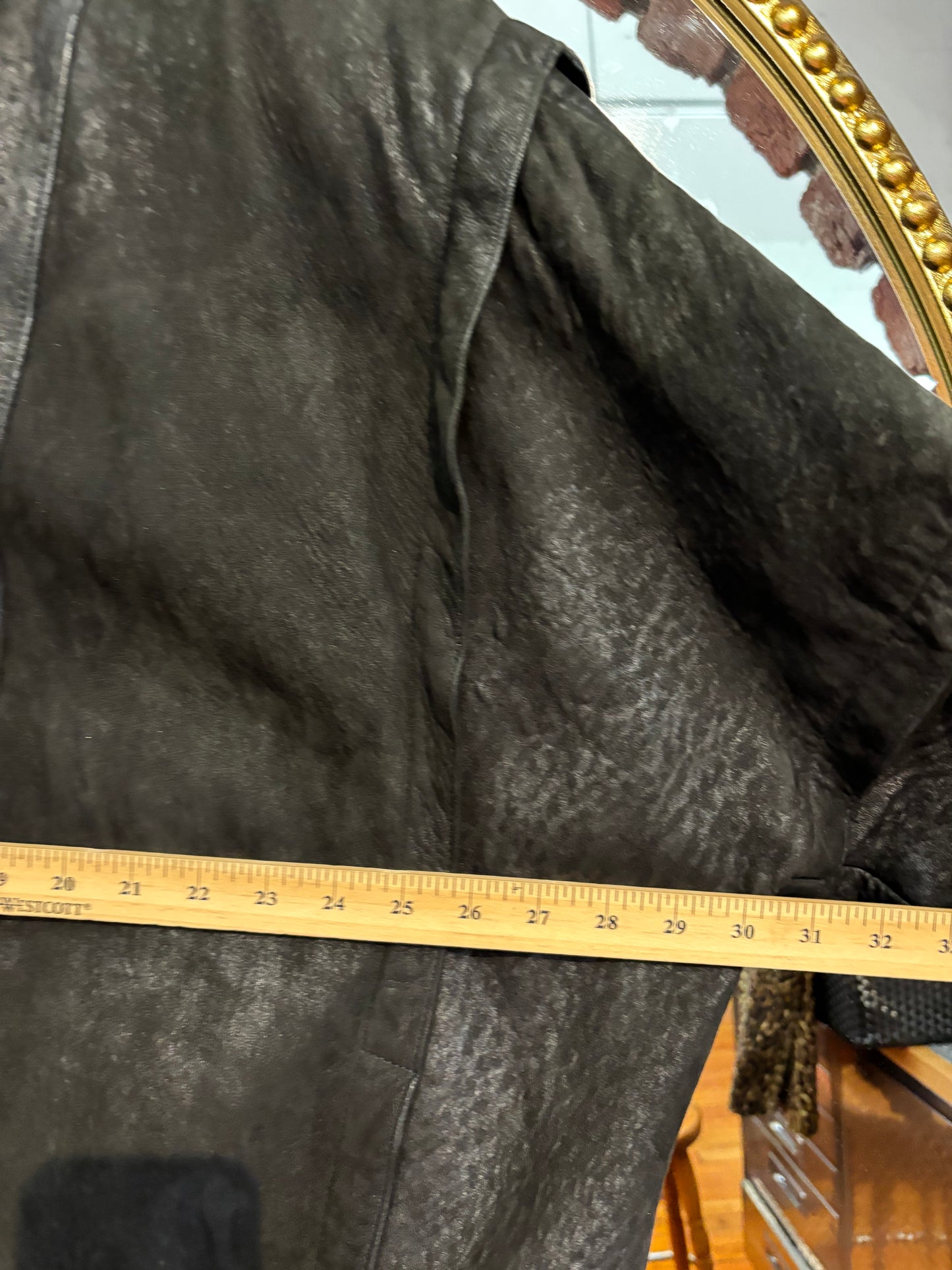 Size 46 tall black leather The Boutique of leathers jacket
