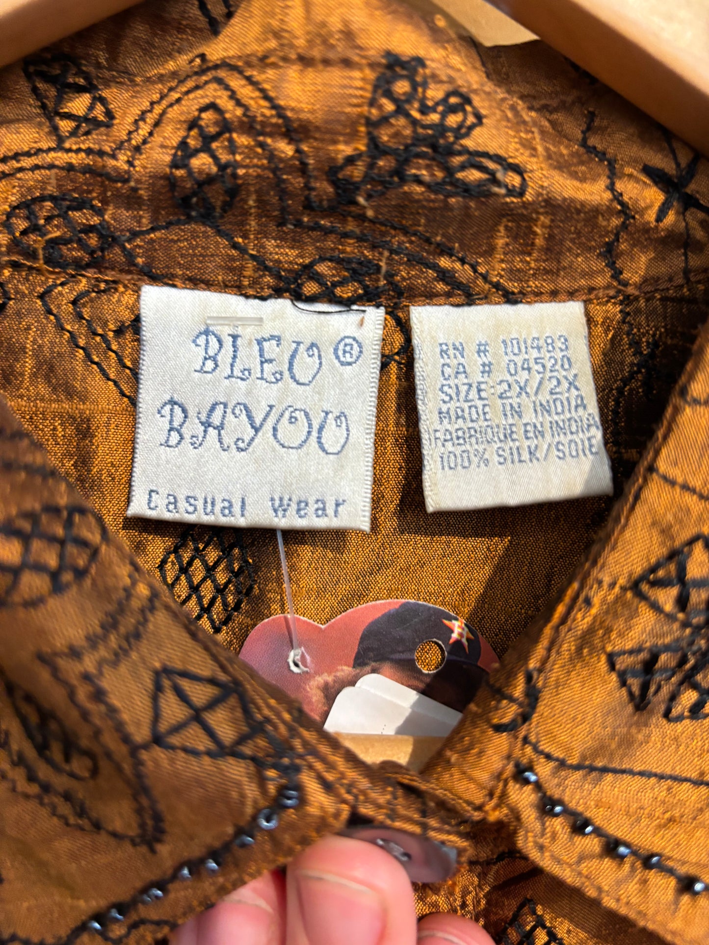 size 2X copper beading vintage Bleu Bayou top - button up