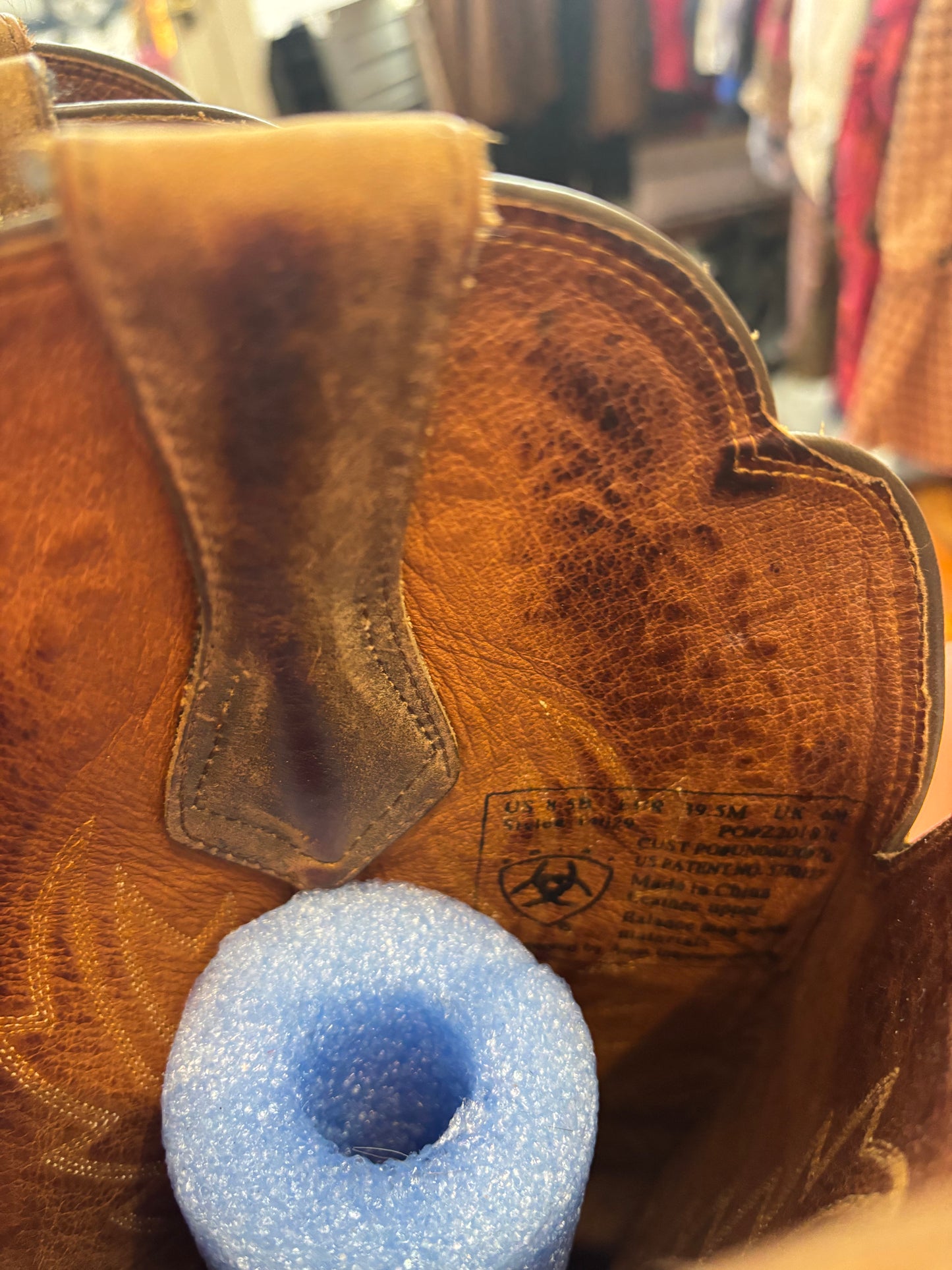 size distressed brown leather Ariat boots - cowboy