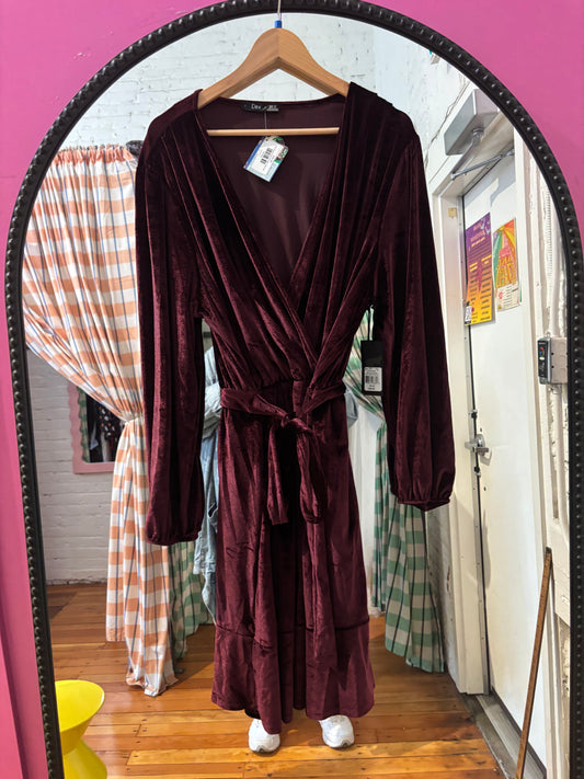 size 2X purple velvet DEX dress - faux wrap