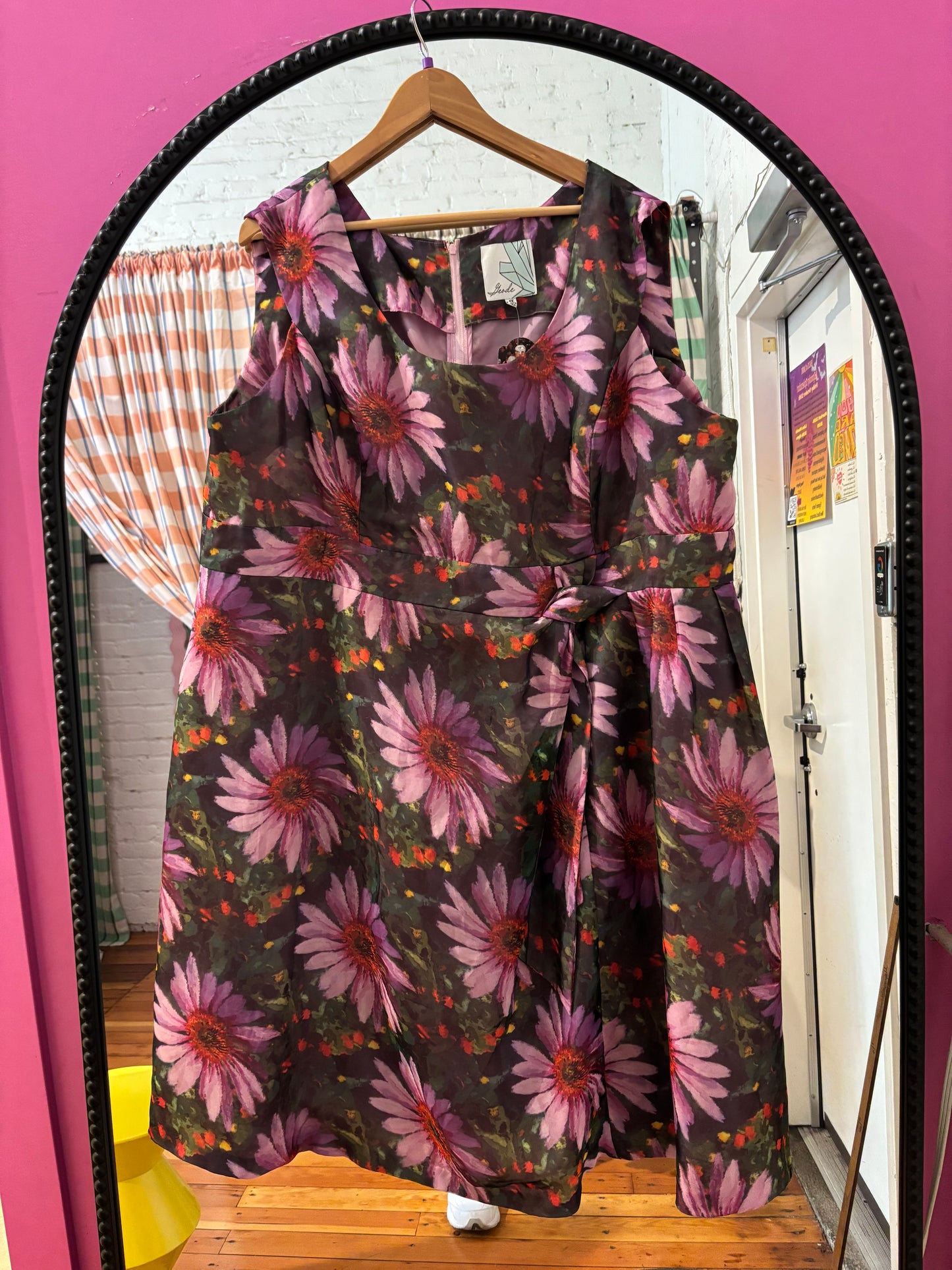 size 4X floral big purple green geode dress- knee