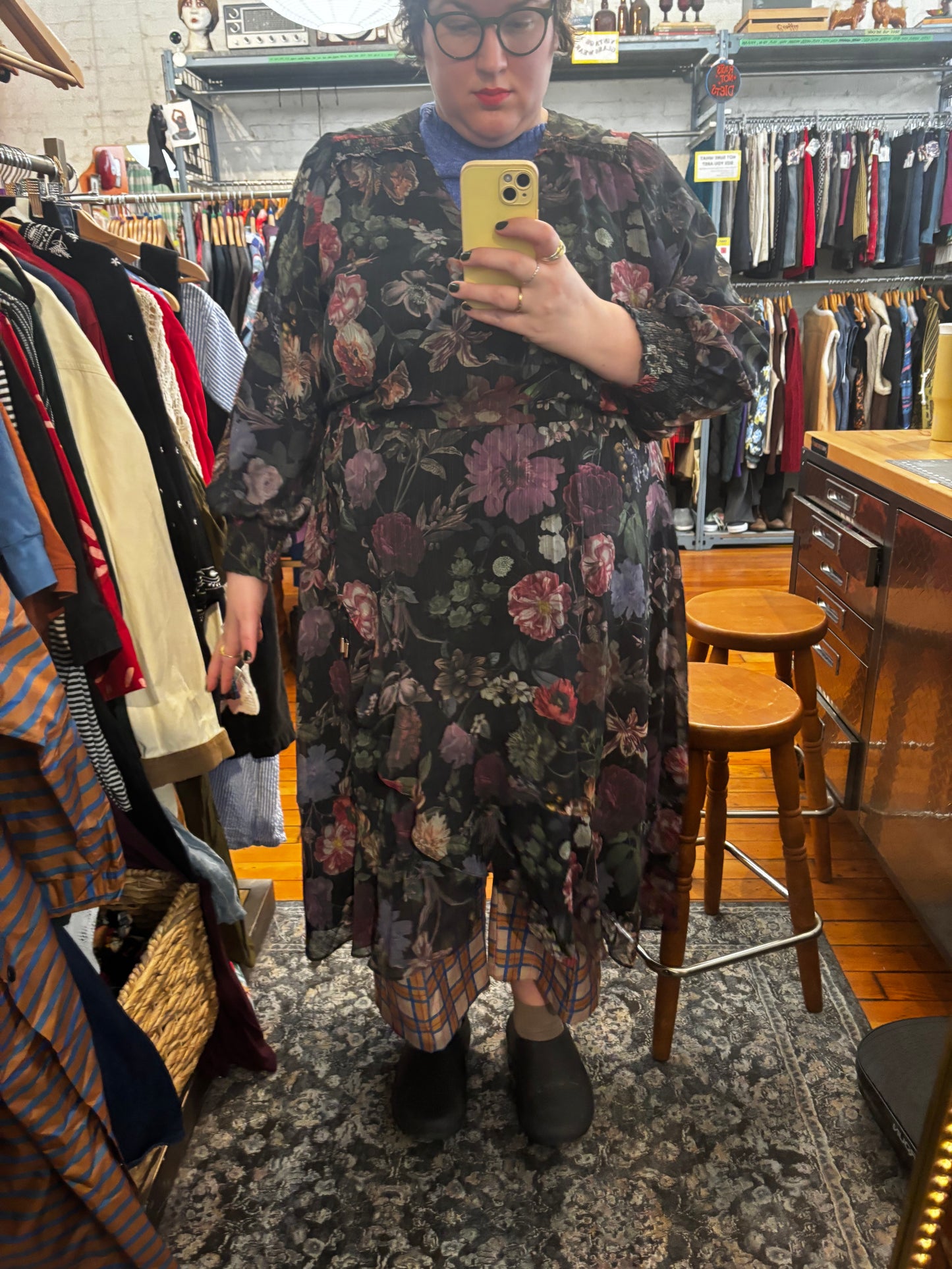 Size 4X Meredith X Penningtons black botanical wrap dress