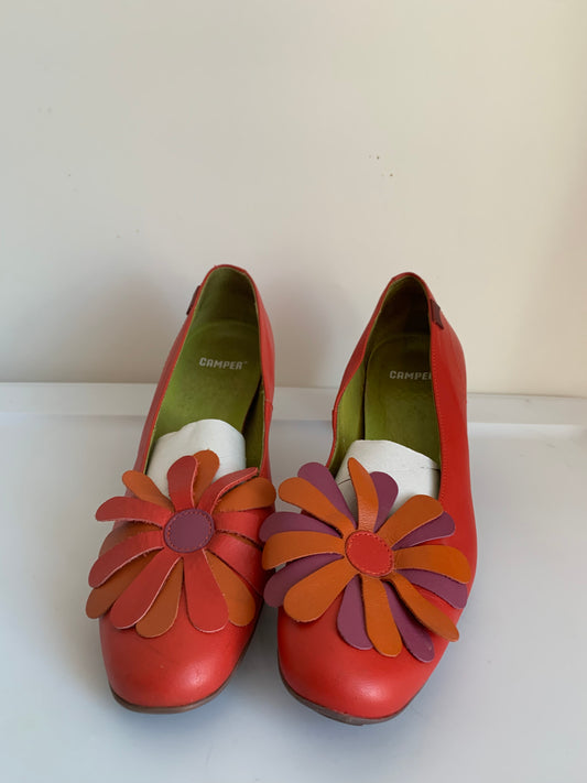 Size 8W Camper Heels