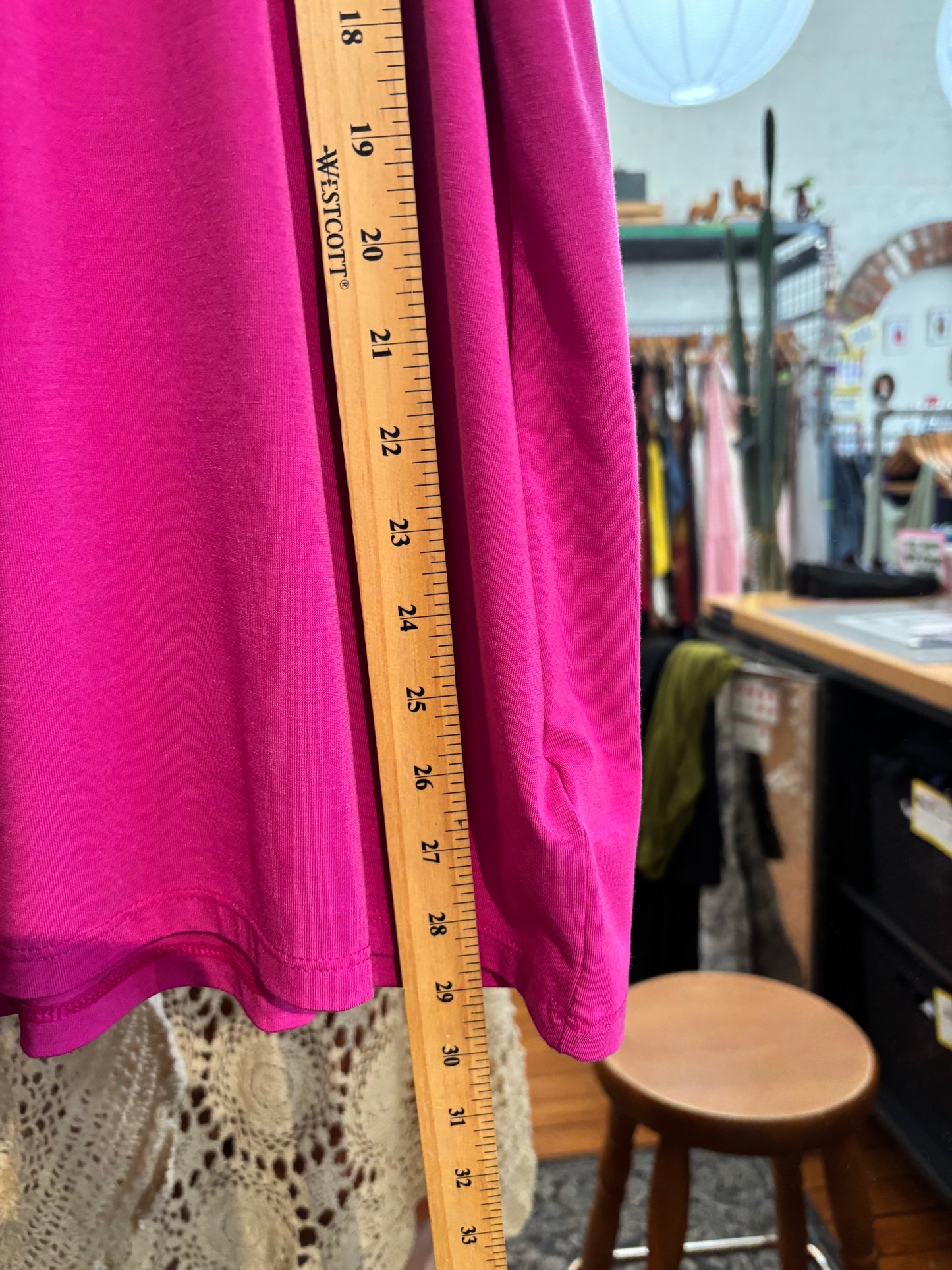 size 1X fuschia Athleta tank