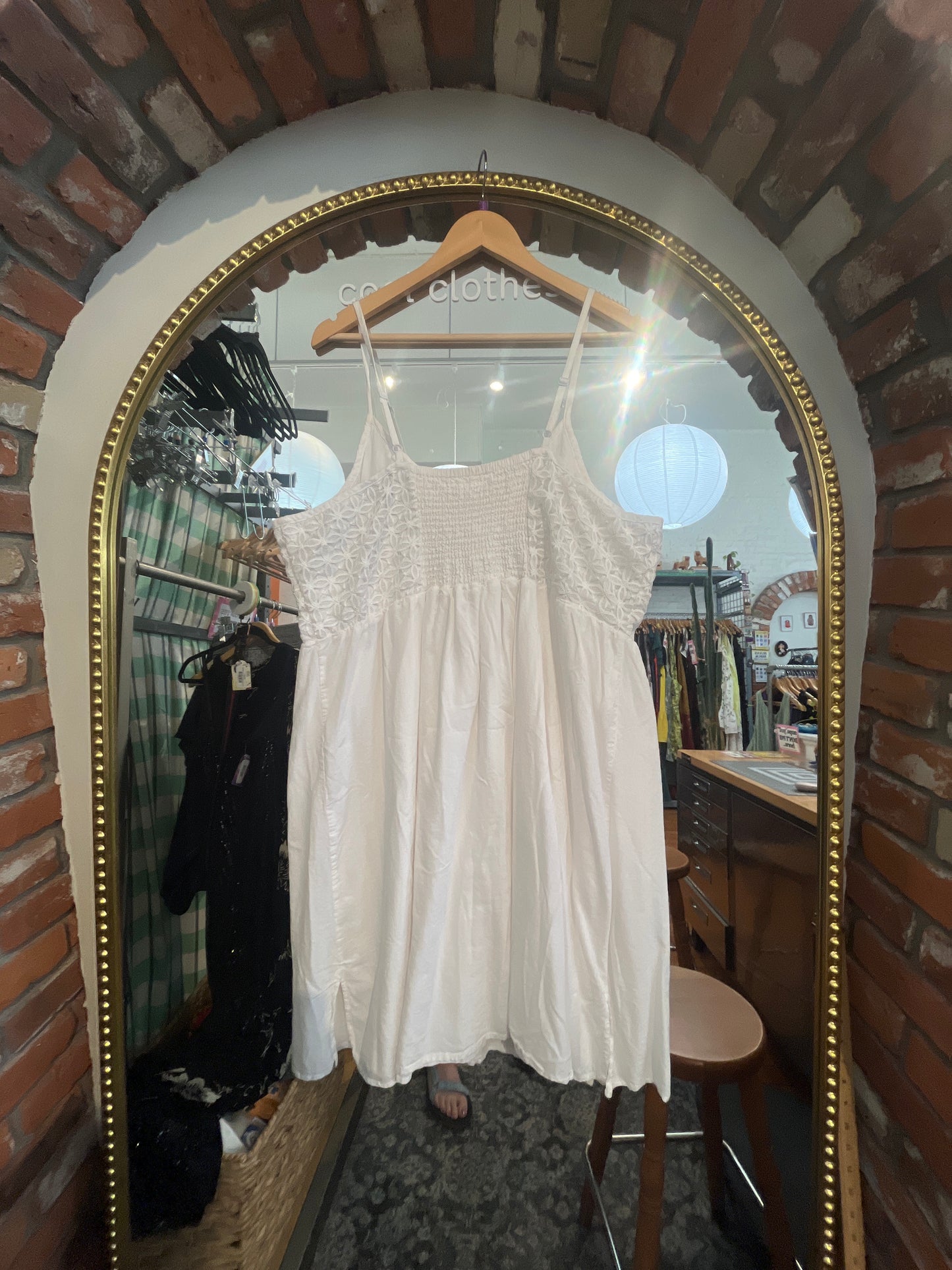 size 24 white cotton embroidery Michael Studio dress - tank