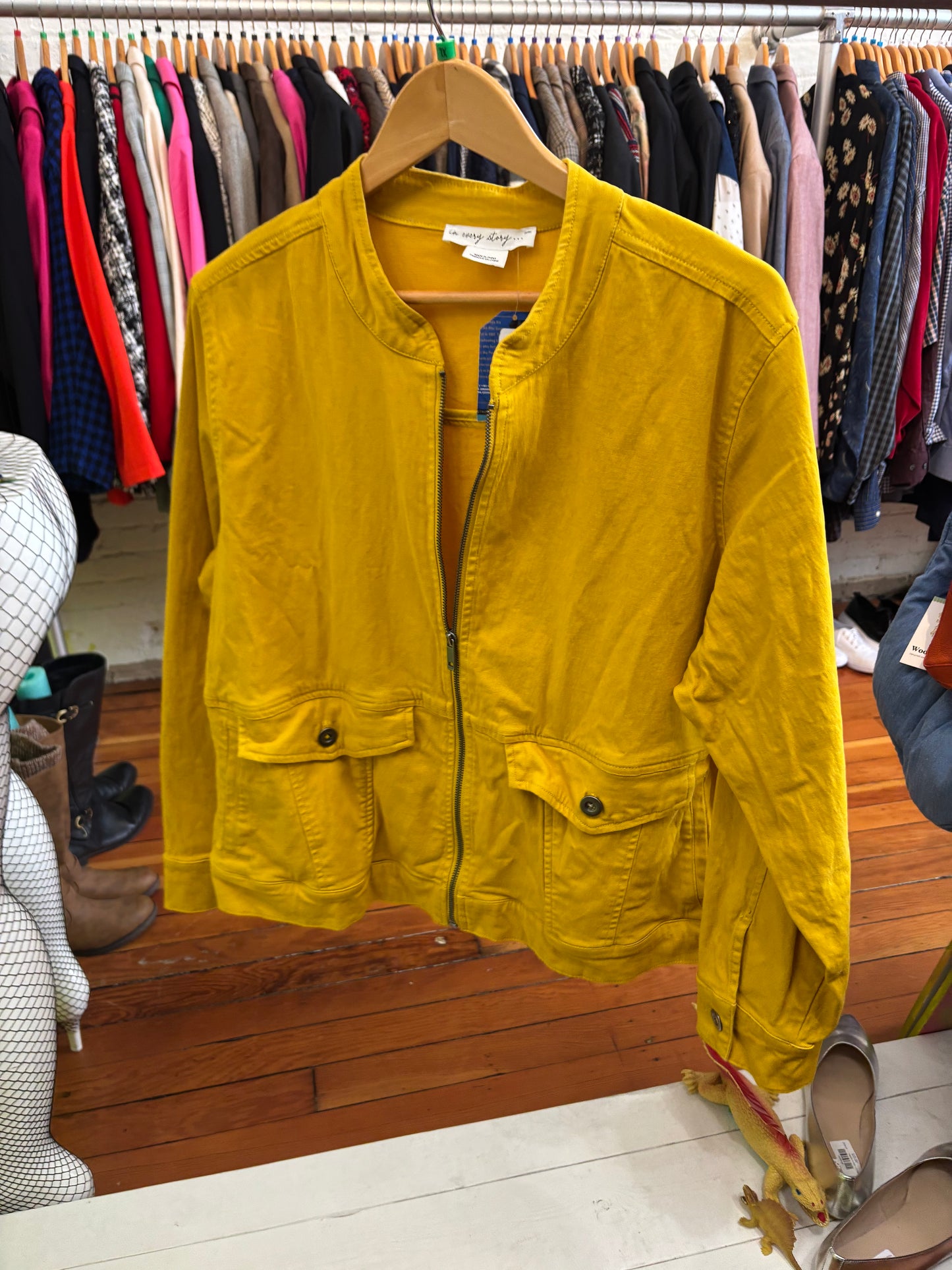 size 20 In Every Story yellow cotton jacket - short