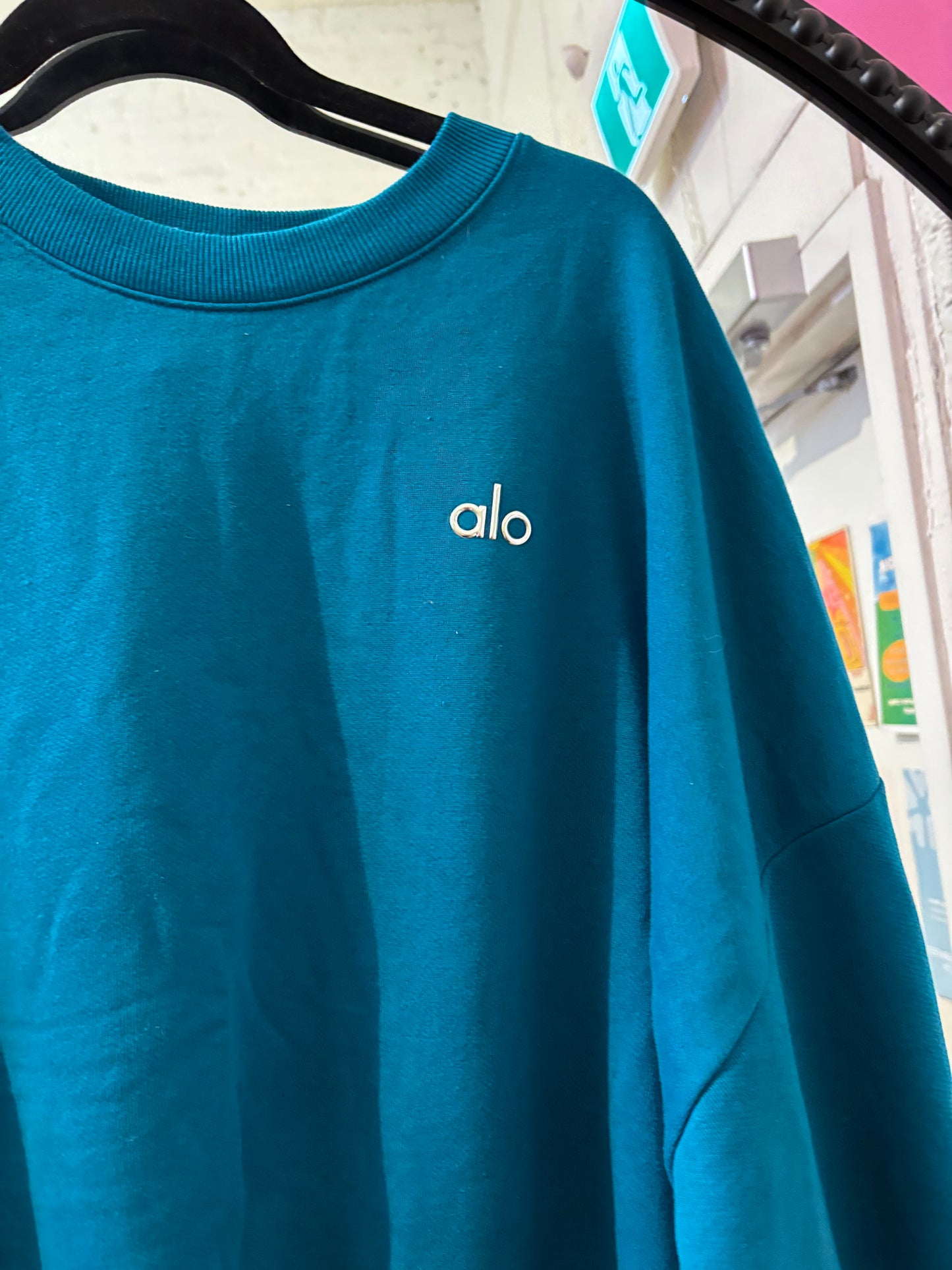 size 2XL teal cotton blend Alo sweat shirt