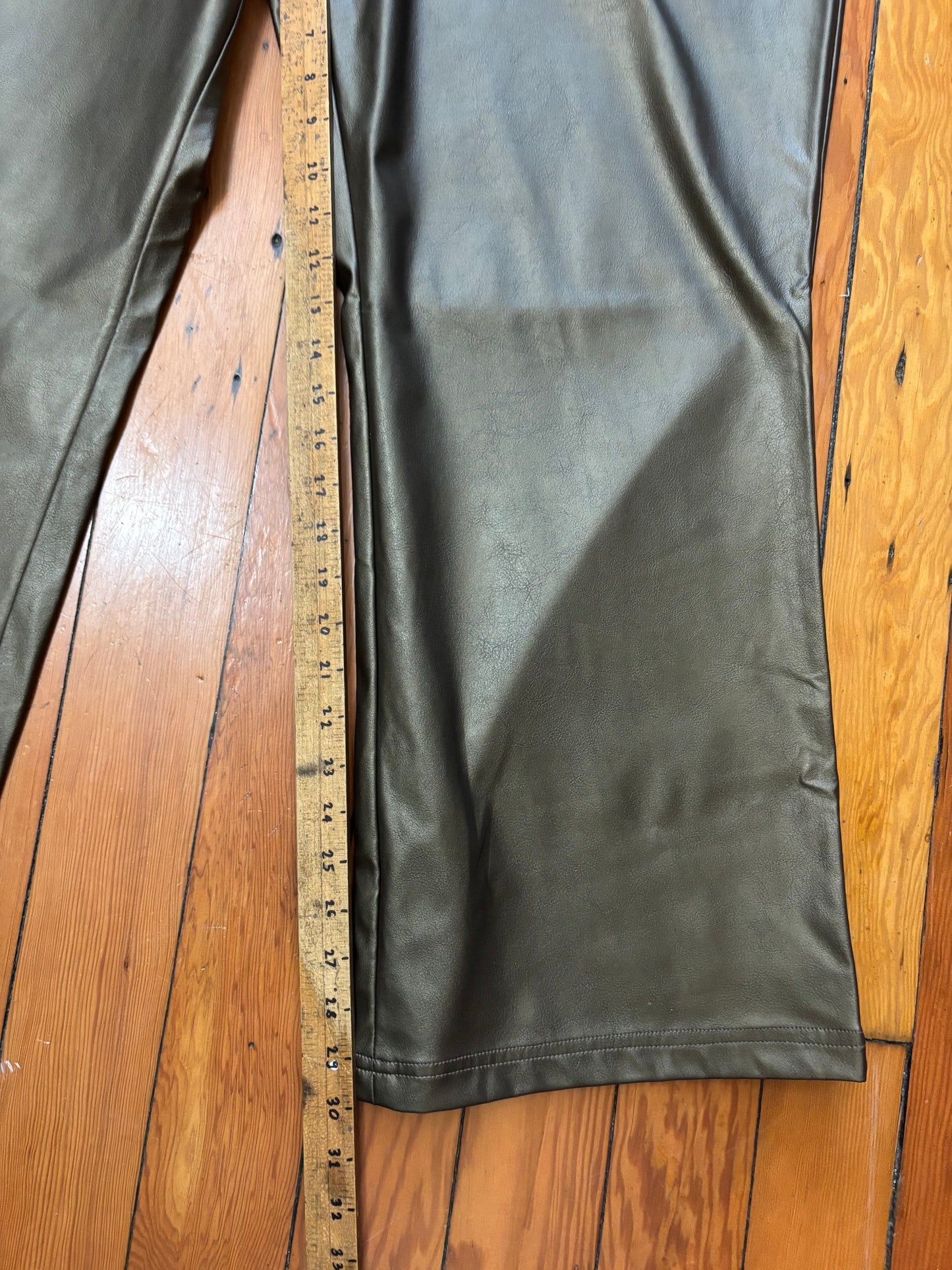 Vintage size 22 shiny pleather bronze-ish Un Deux Trois pants