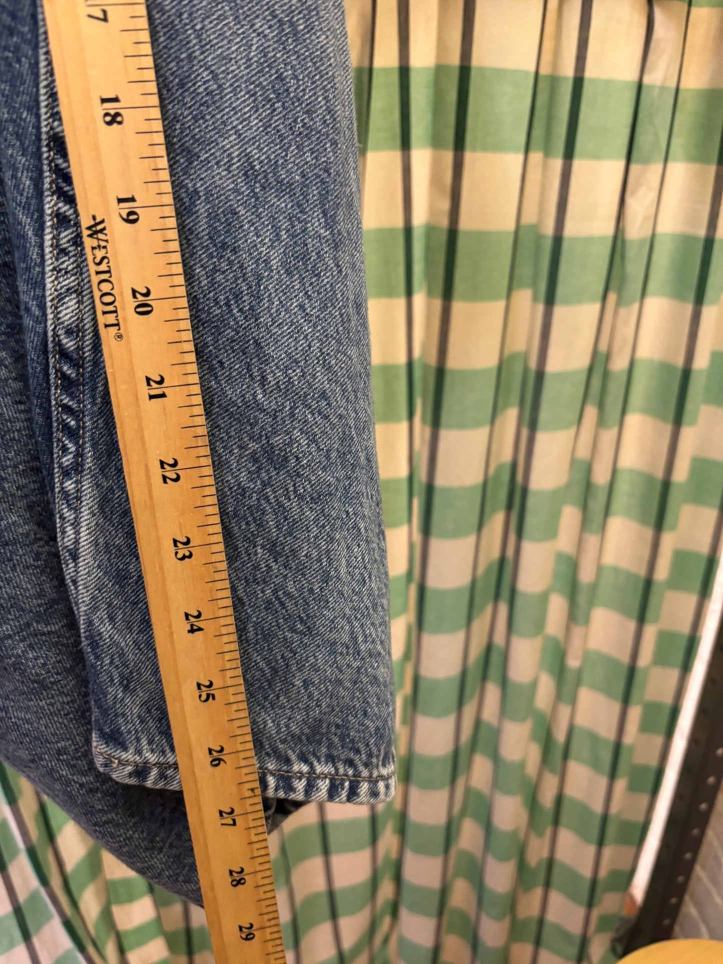 size XXL mid wash denim Gap overalls
