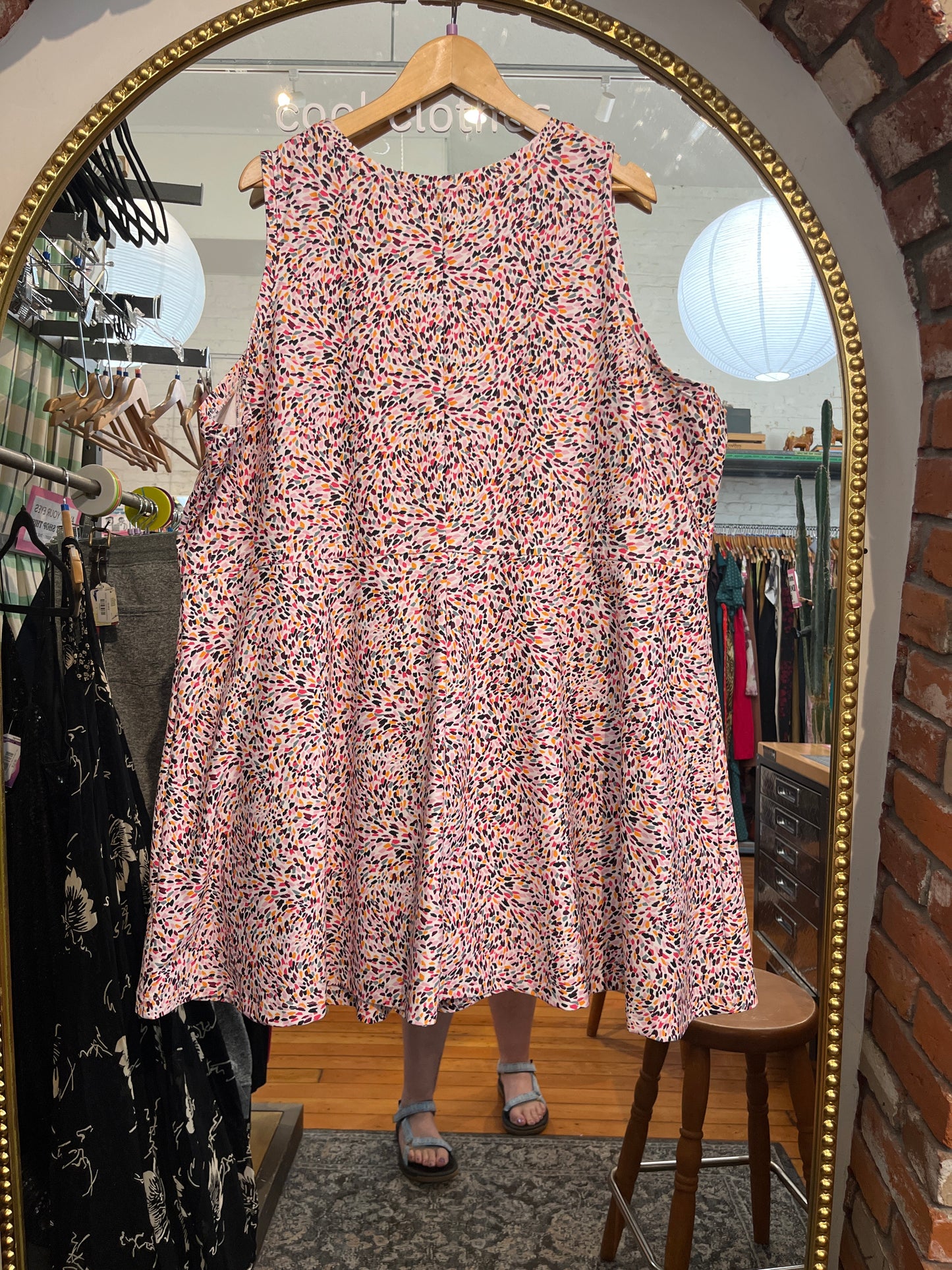 size 4X white pink spots Active Zone dress - shorts inside