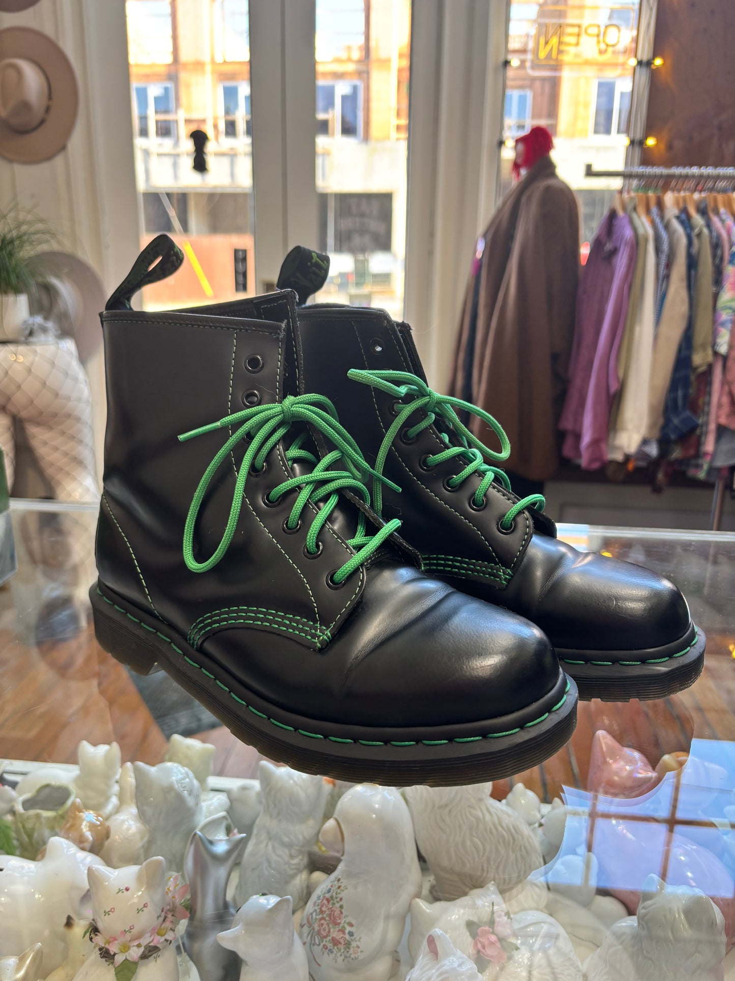 Size 42 Doc Martens 1460 contrast stitch leather boots black with green