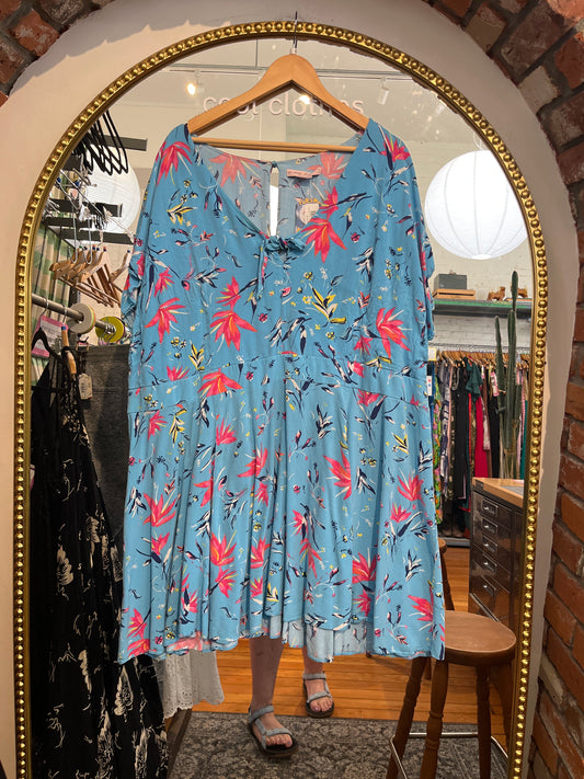 size 5X light blue with pink In Every Story dress - short