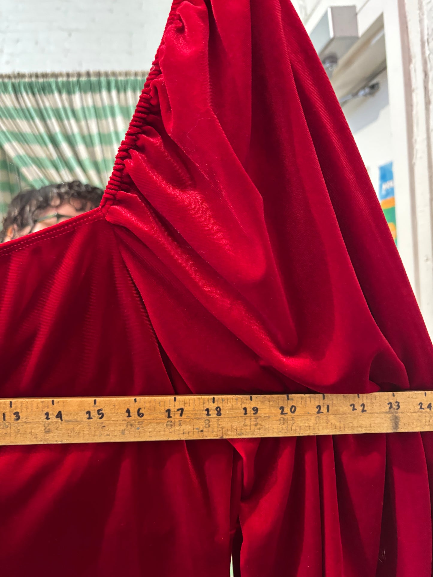 Size 2X red velvet Fashion Nova dress