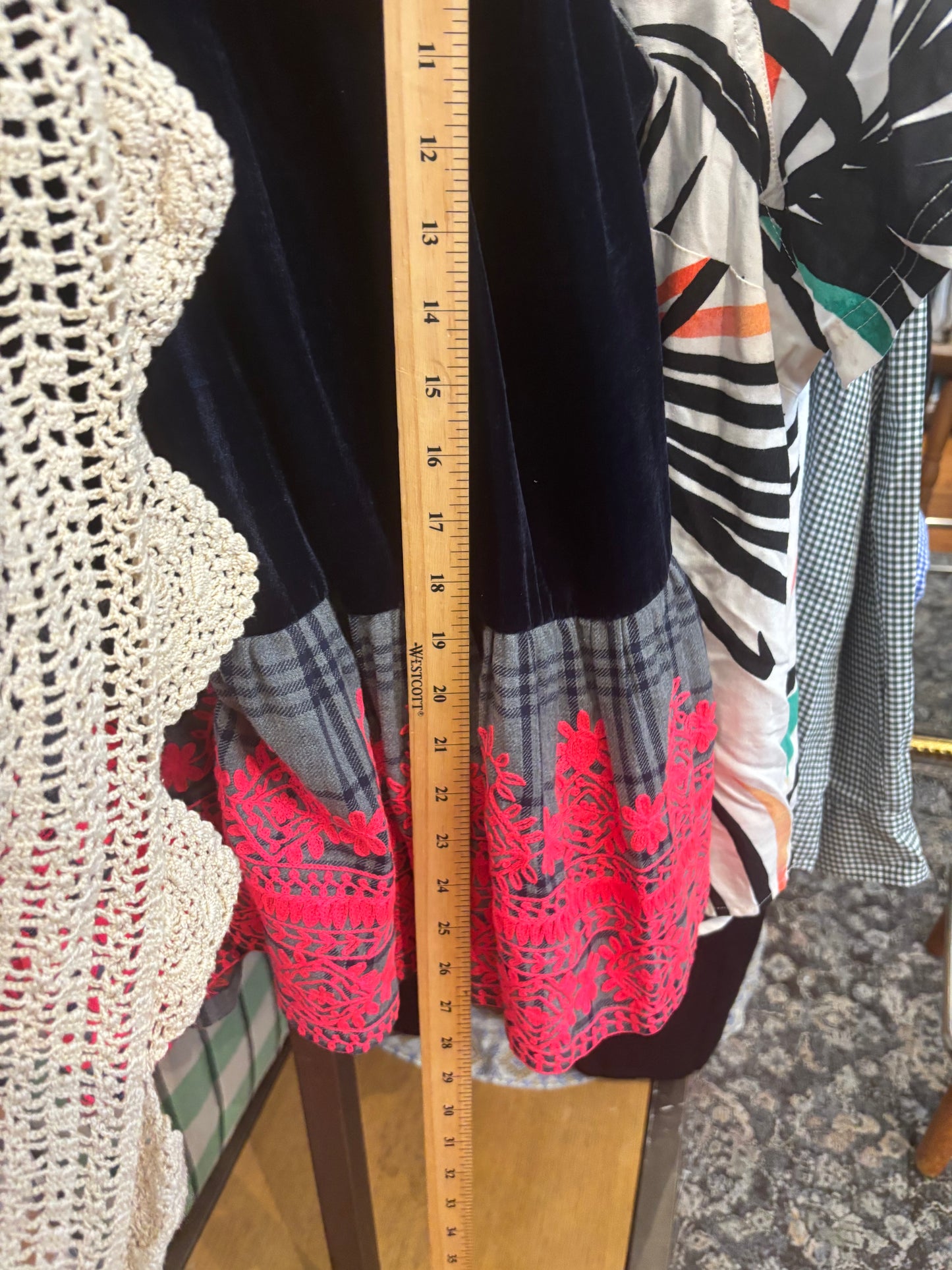 size 16W navy velvet neon pink Anouk Grewal (anthropologie) tank - blouse