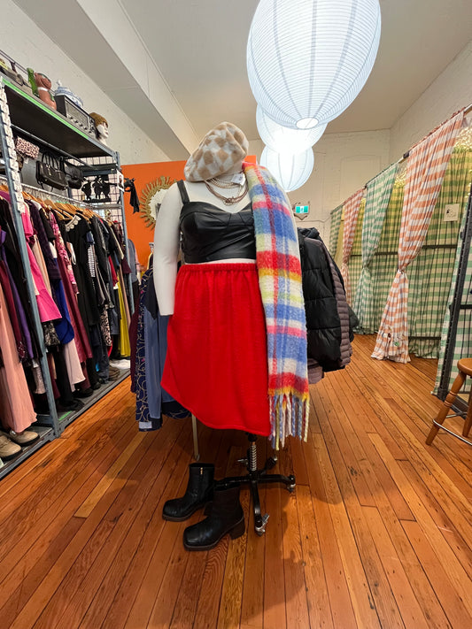 size 4X red fuzzy Connally skirt - skater