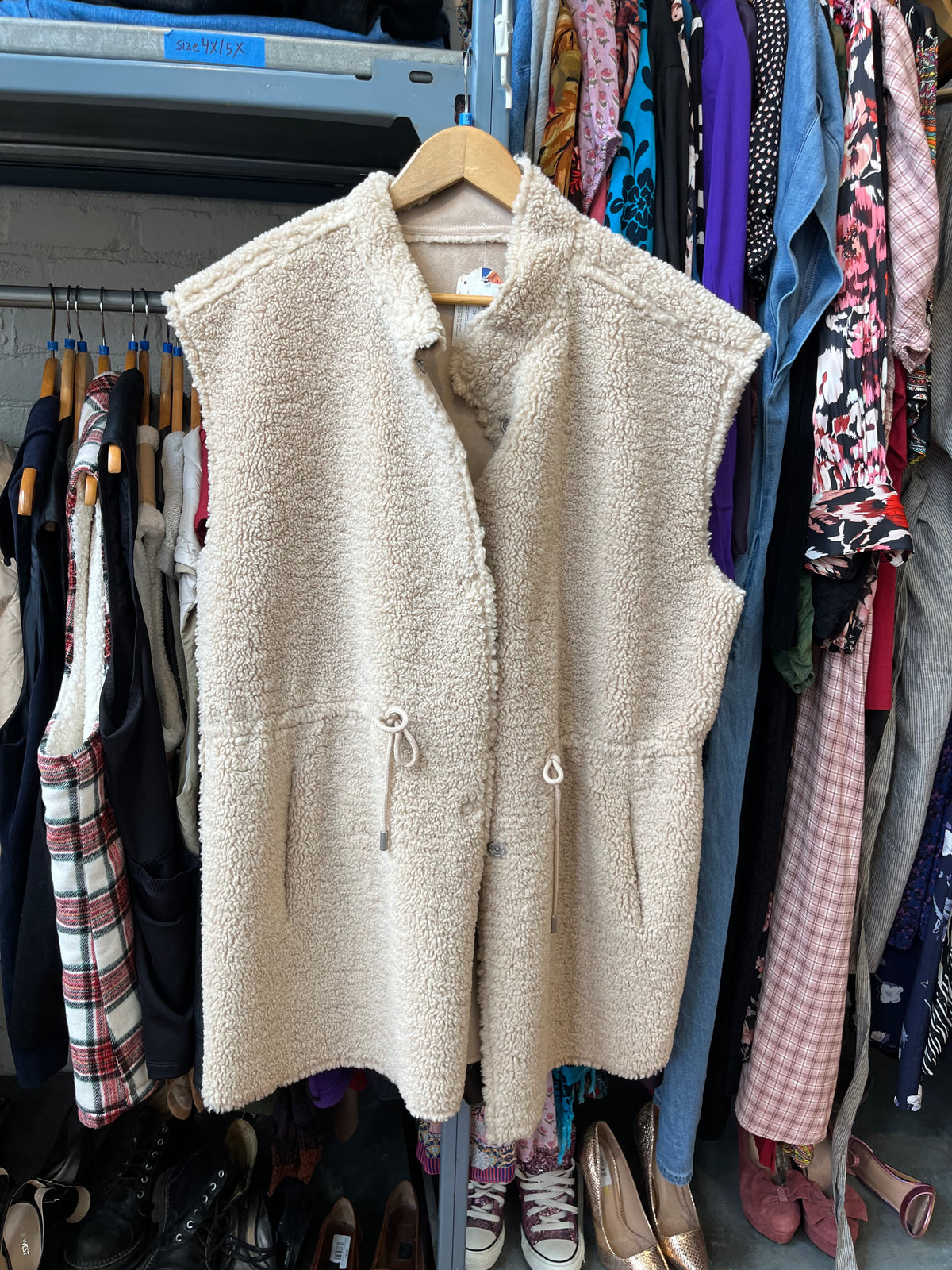 size flex camel sherpa  vest - long