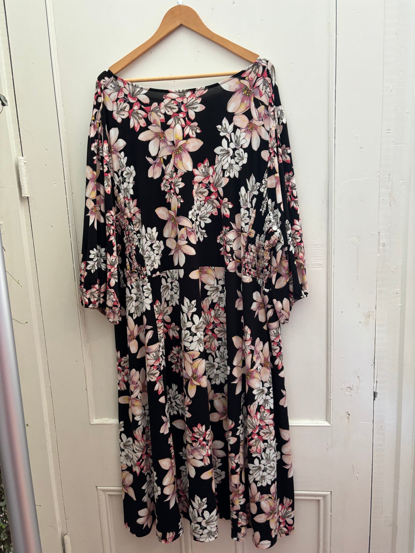 Size 5X Black floral Penningtons Dress