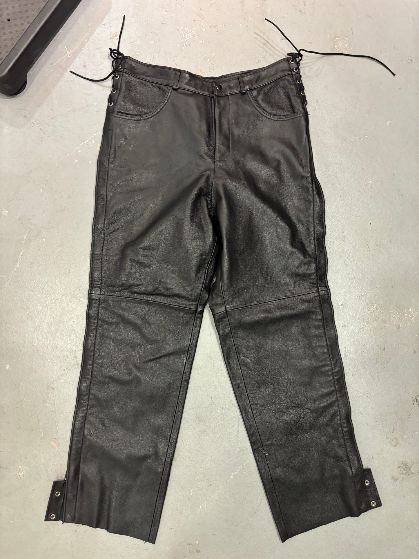 size 44 black heavy leather Classic Leather Gear pants