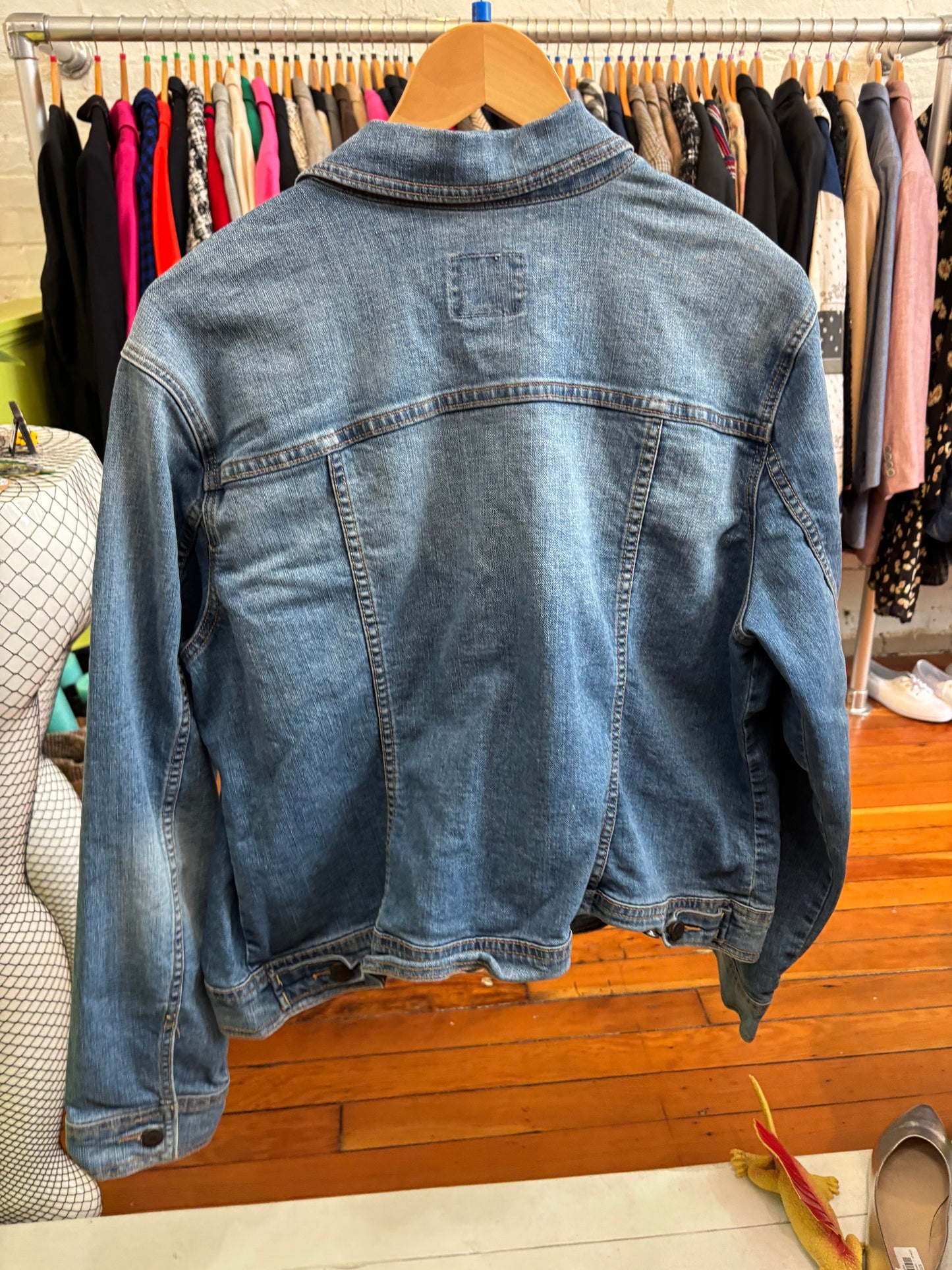 Size XXL midwash denim Old Navy jacket - jean