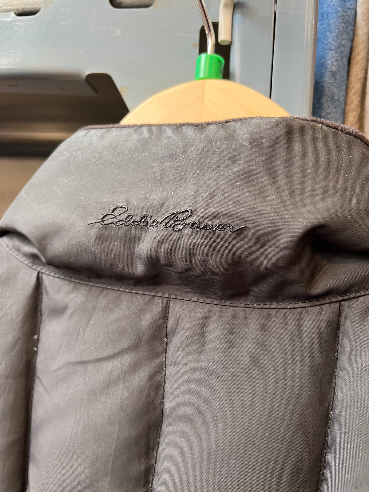 size XL black DOWN filled Eddie Bauer vest - puffer