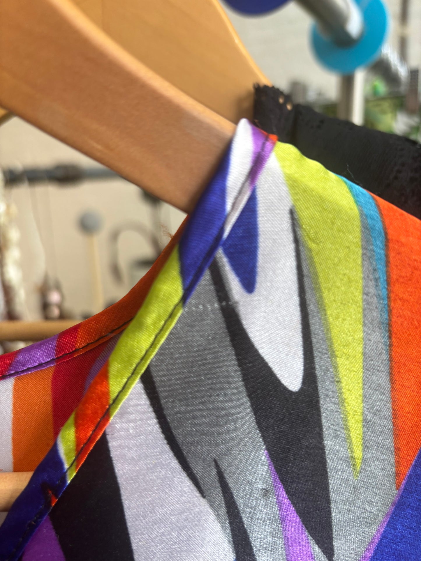 AS IS flex size  black white colours  VINTAGE Winlar kaftan