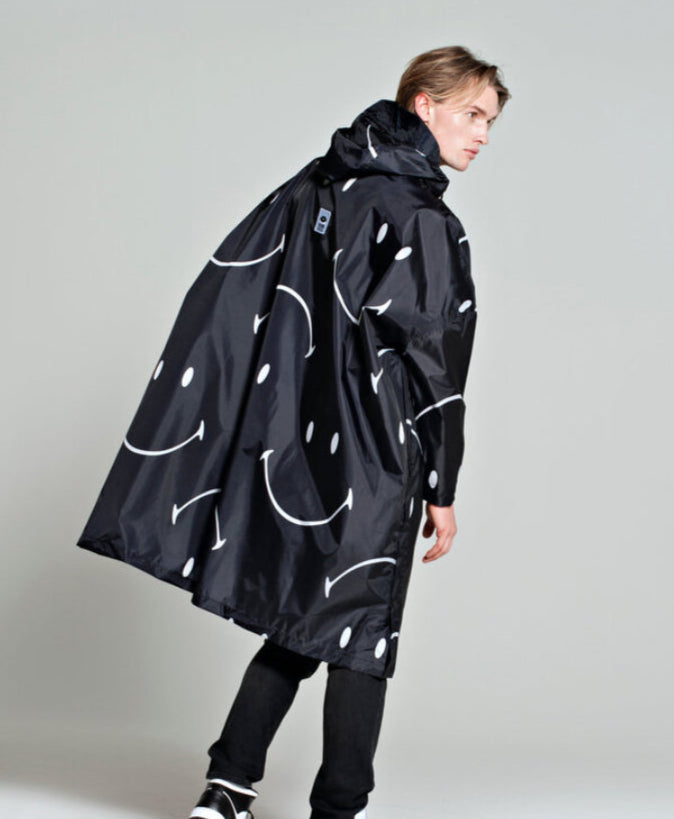 Classic Smile Rainkiss Poncho
