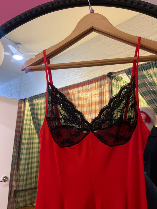 size L red with black lace VINTAGE Cahill Lingerie slip dress - long