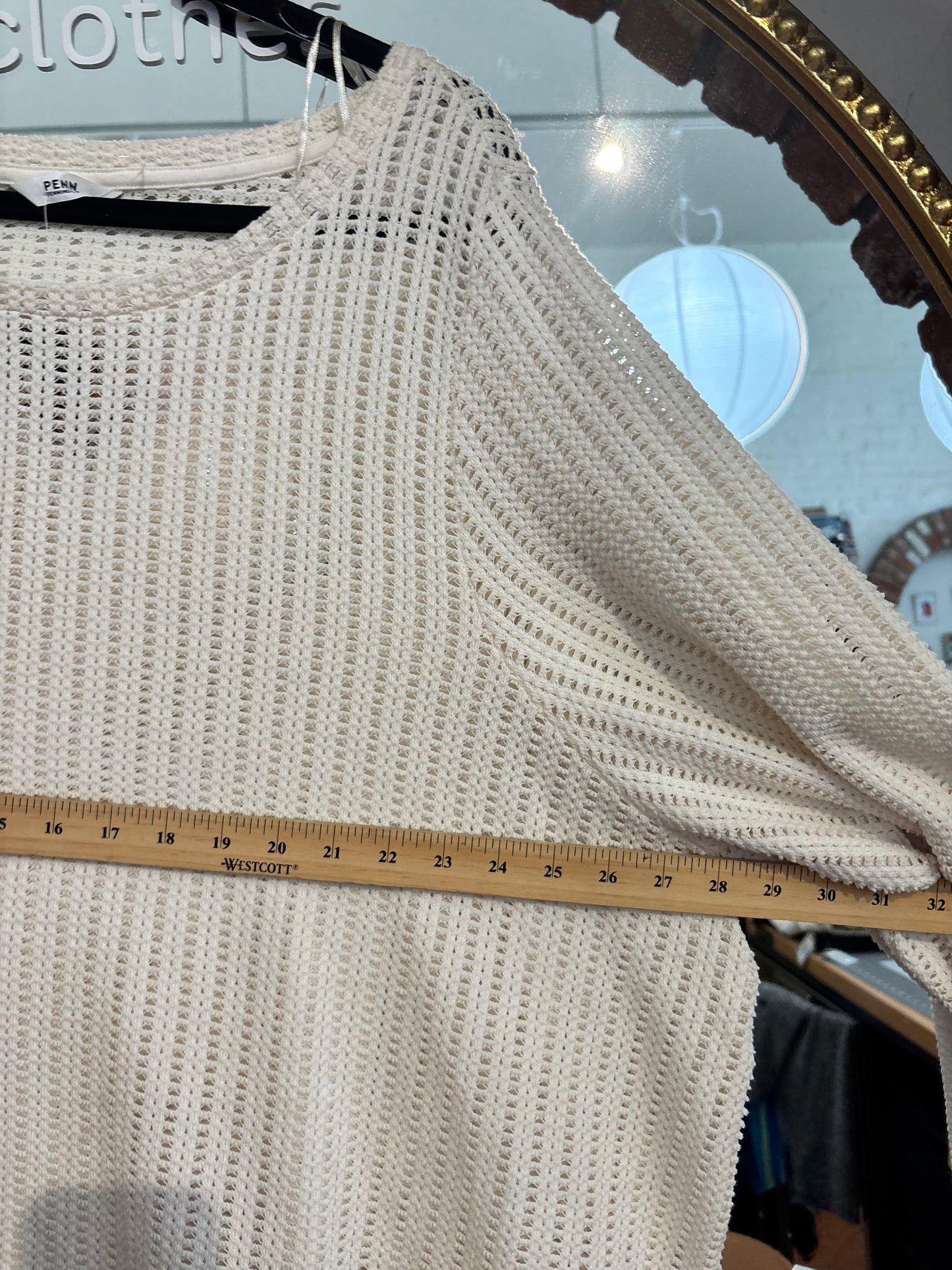size 4X PENN cream cotton blend open fabric sweater