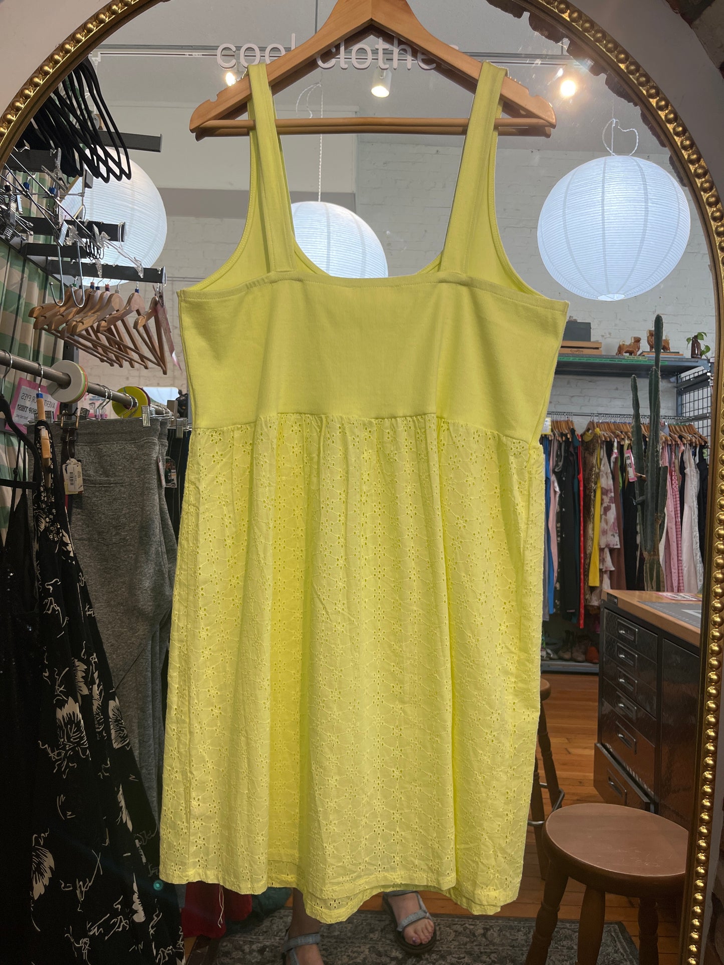 size XXL bright yellowish NWT La Vie En Rose dress - cami