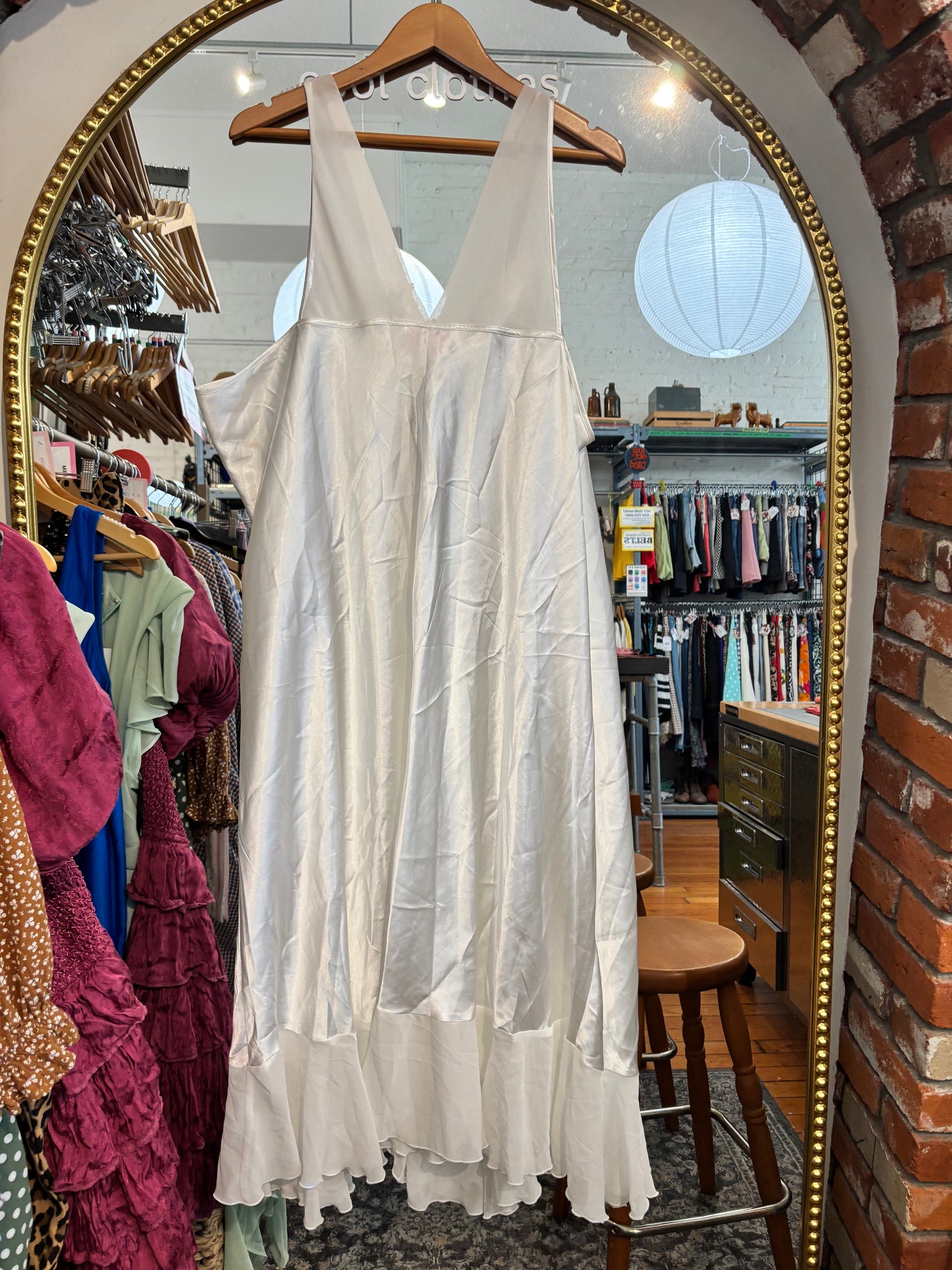 AS IS size 4X (30/32) white satin VINTAGE Serenade dress - slip