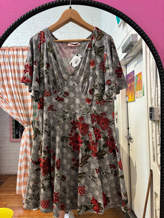 Size X black white hounds floral pattern In Every Story dress - knee