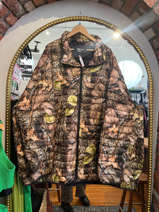 Size 7X WFS Burly Camo puffer