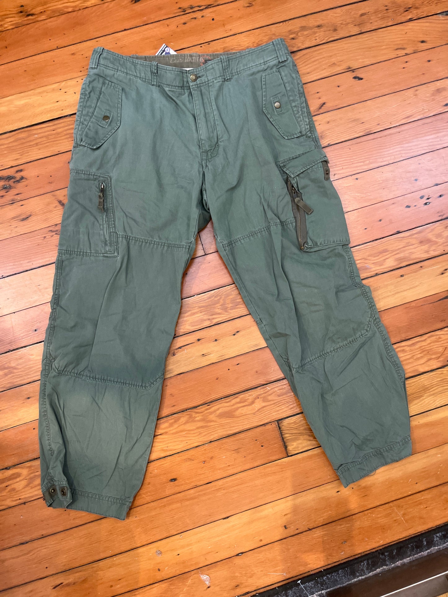size 38x32 green cotton VINTAGE Eddi Bauer pants - cargo