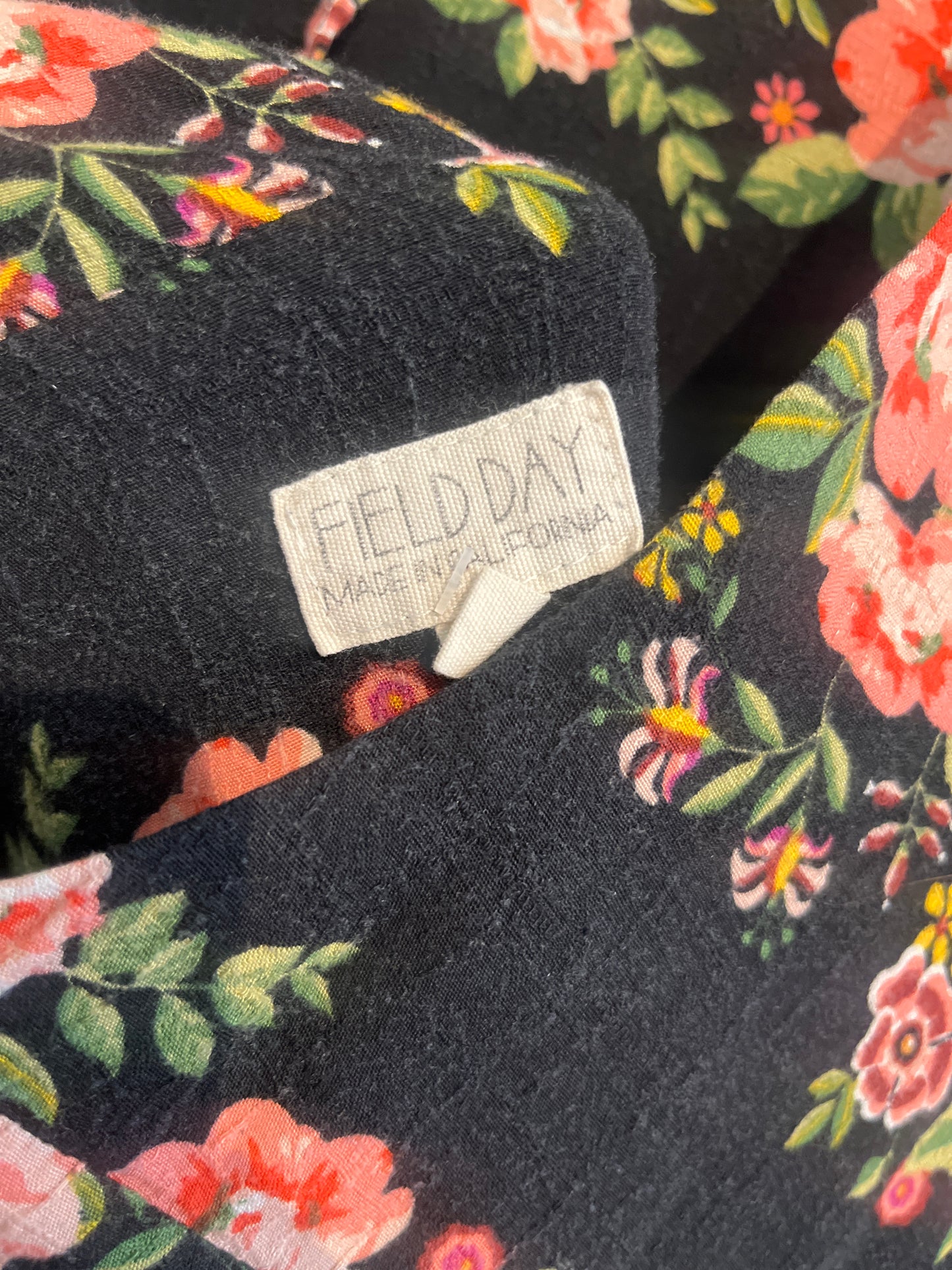 size 3X black with pink roses Field Day dress - mid