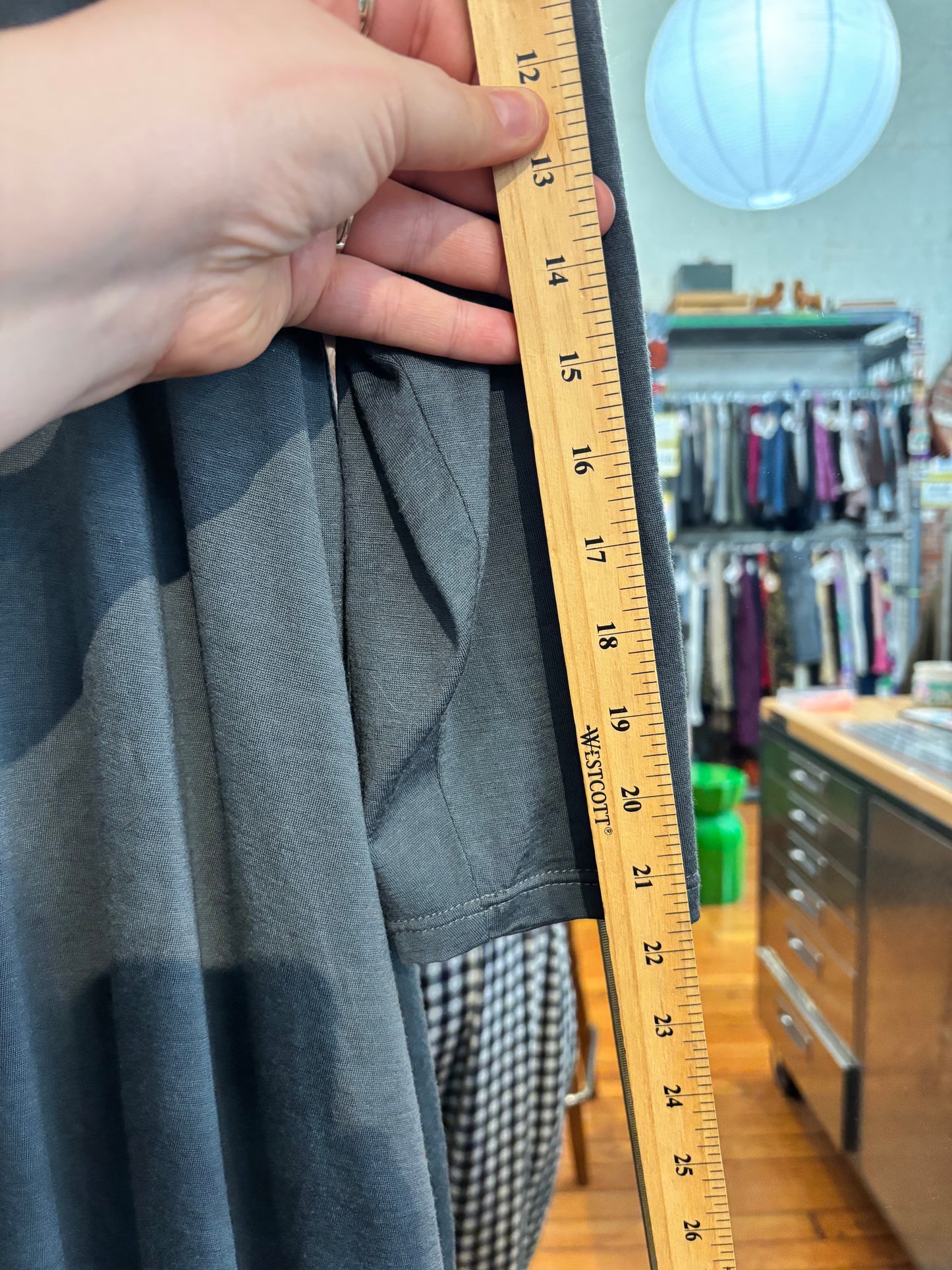 AS IS -MADE IN CANADA grey MERINO Muna + Broad pattern dress - tee