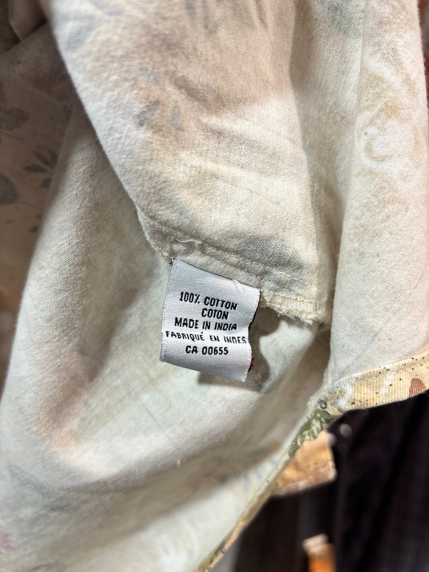 size 3X beige with flowers VINTAGE Career Elements  top - button up