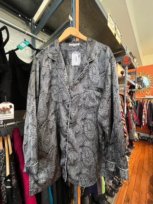 size 3 black white paisley SATIN VINTAGE Addition Elle top - button up
