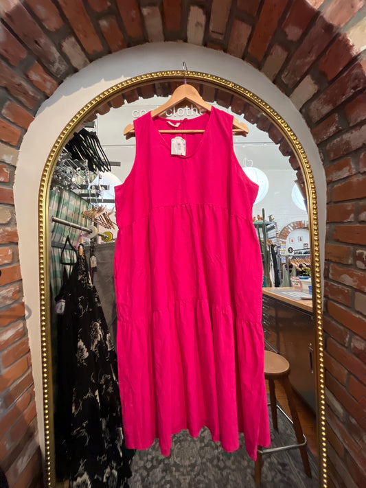 size 7 fuschia linen Sotela dress