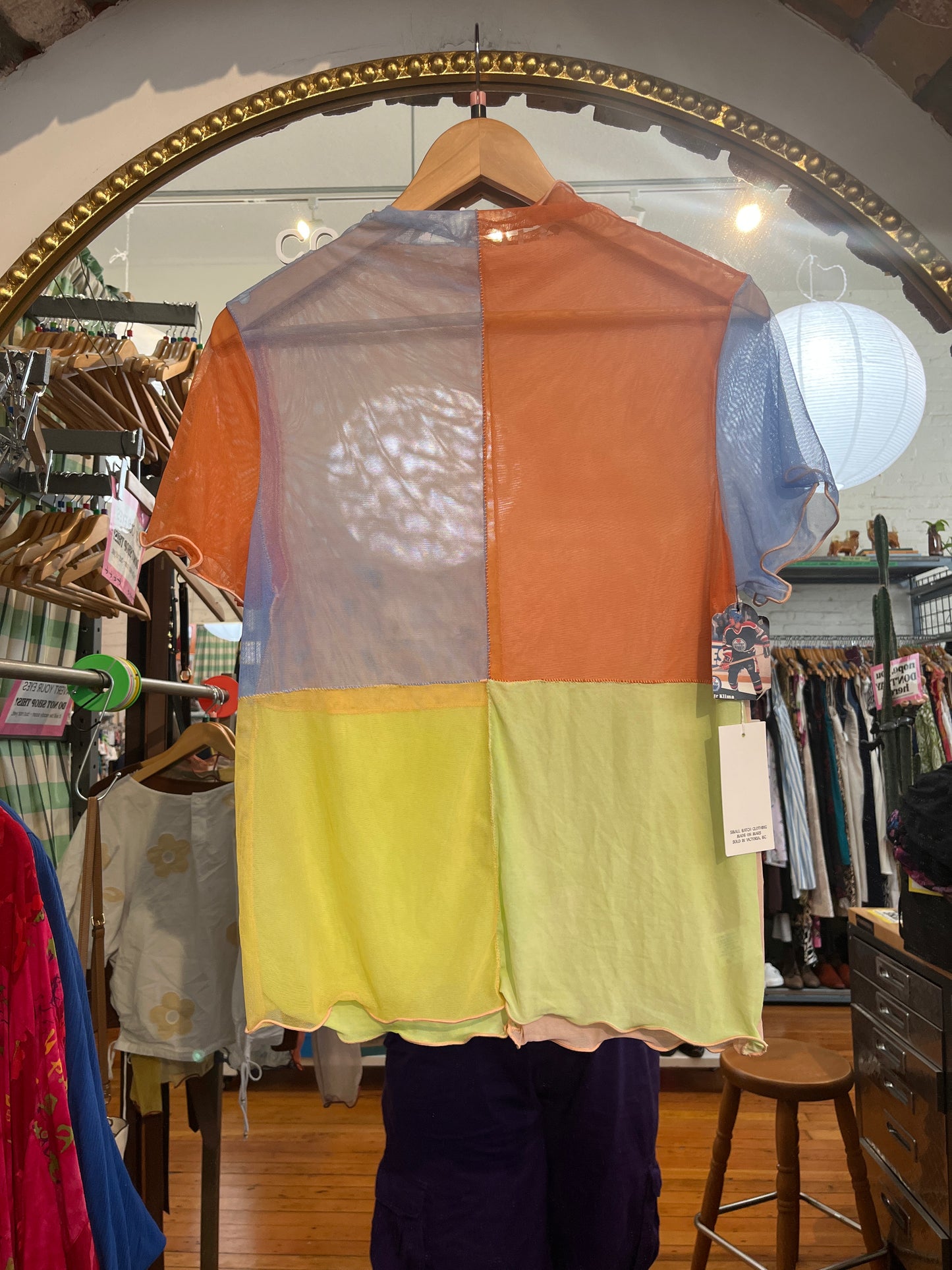 size 3X (small fit) pastel colour block Elyse on Mars top