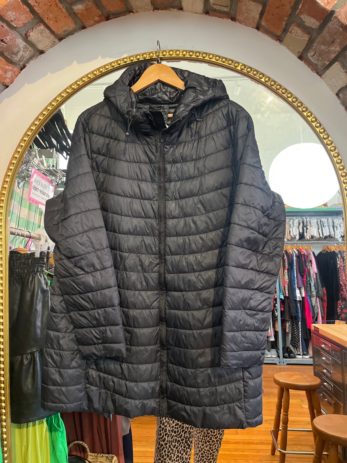 size XXL black recyclable packable Gap jacket - long puffer