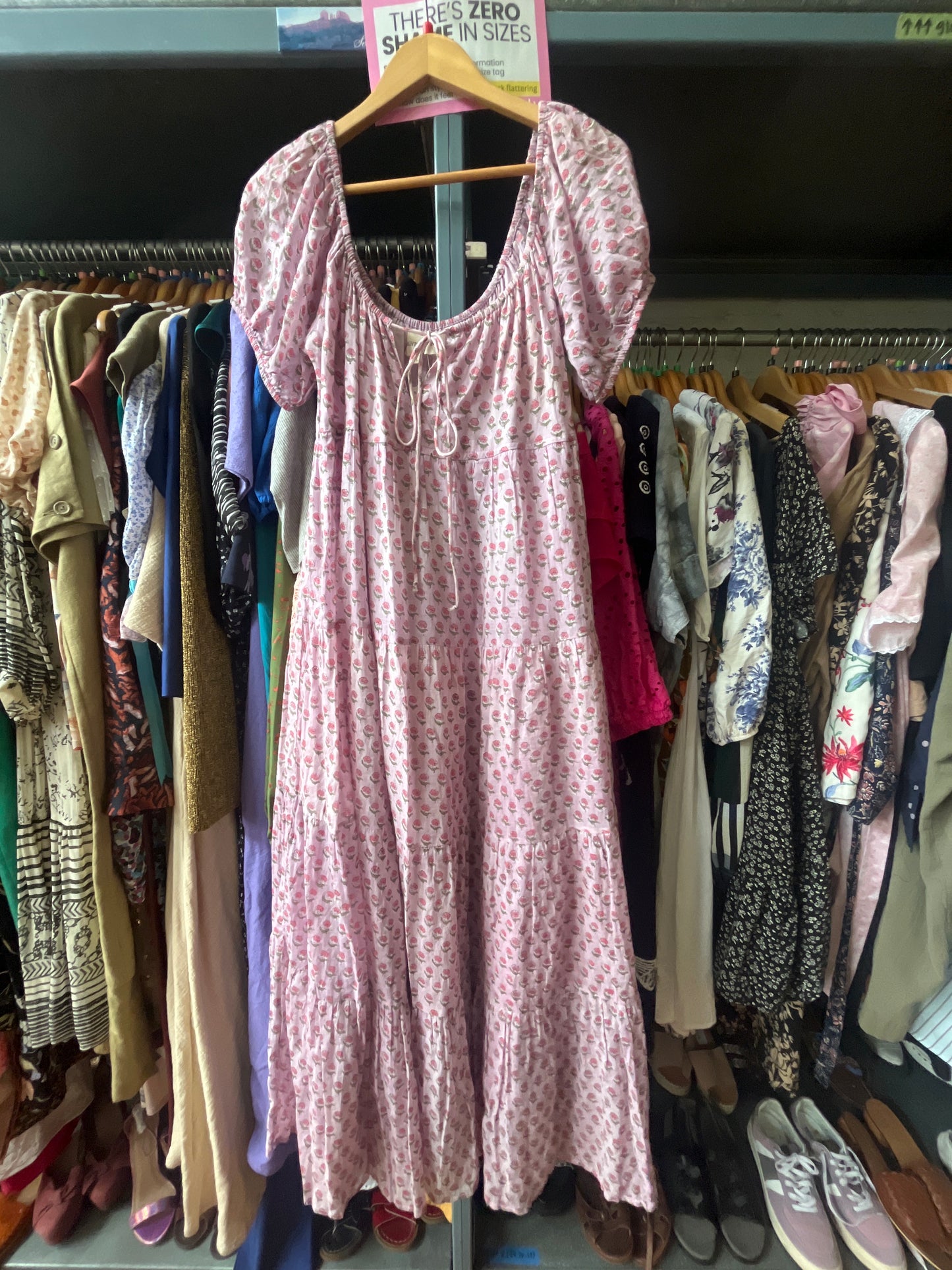 Size L Pinky floral pattern Daughters of India midi Dress