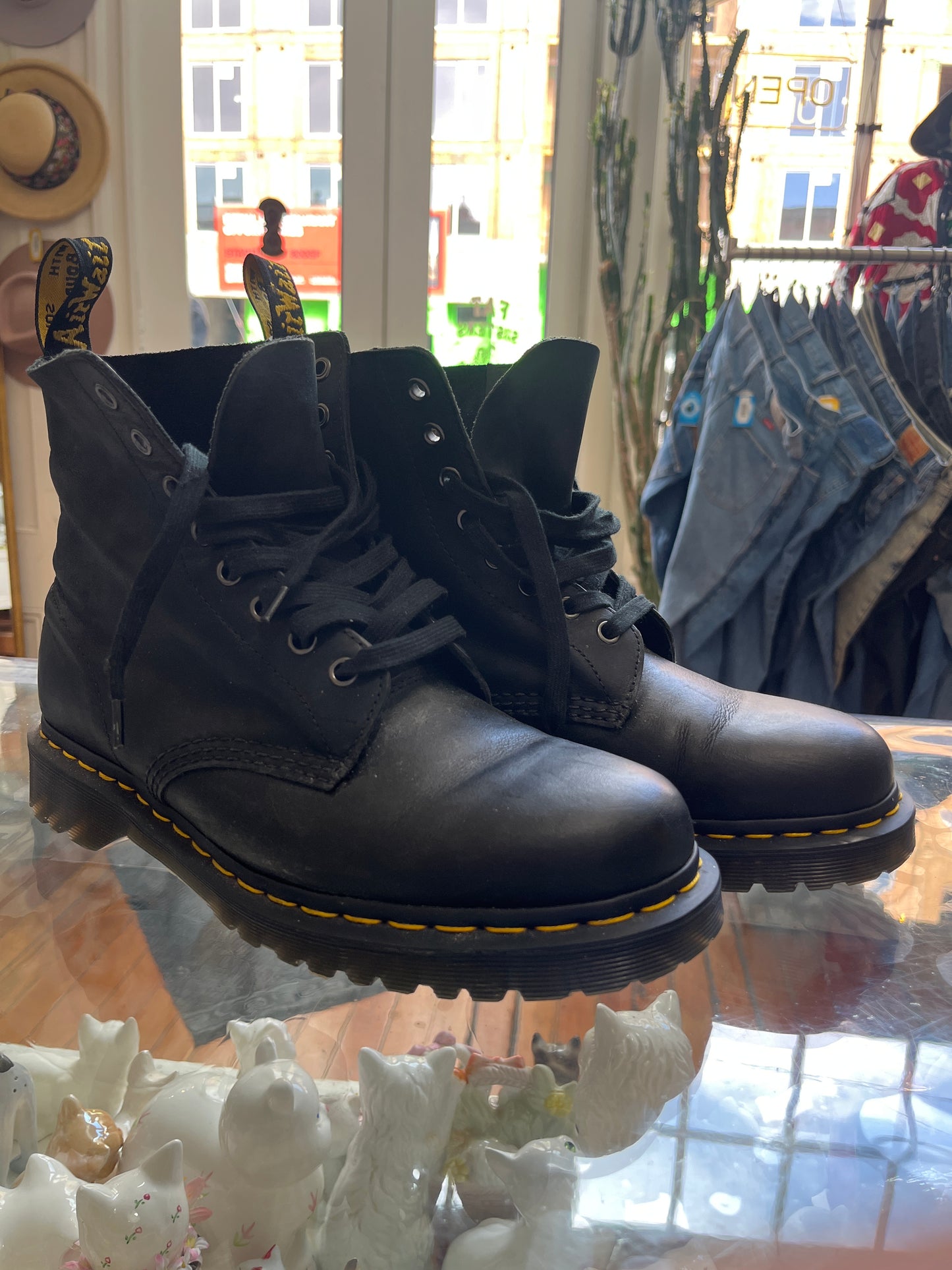 size 42 blanket leather 1460 Pascal boots