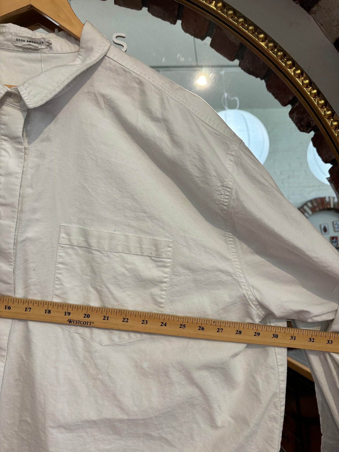 size 4X white cotton Good American button-up
