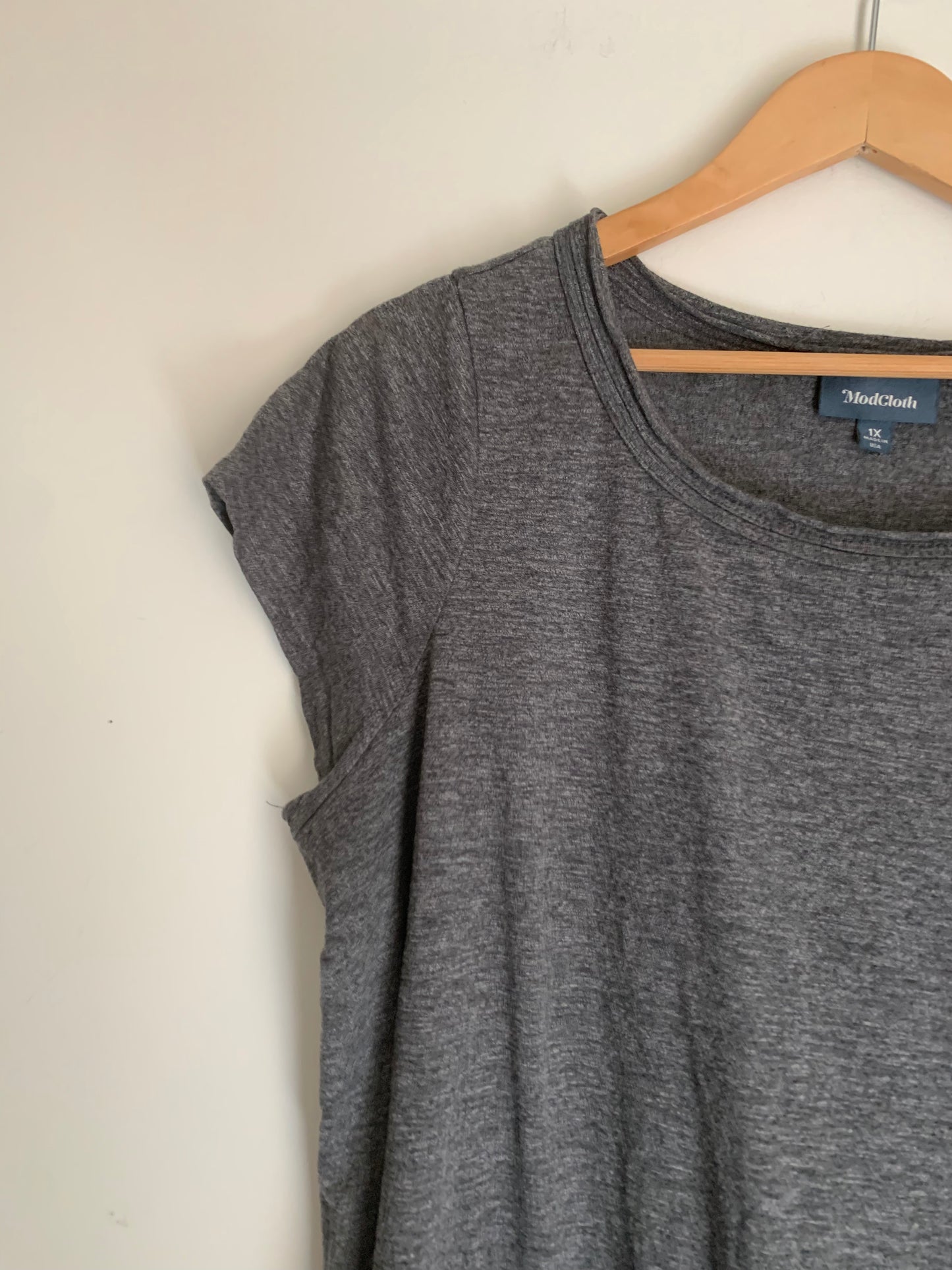 Size 1X ModCloth Tee