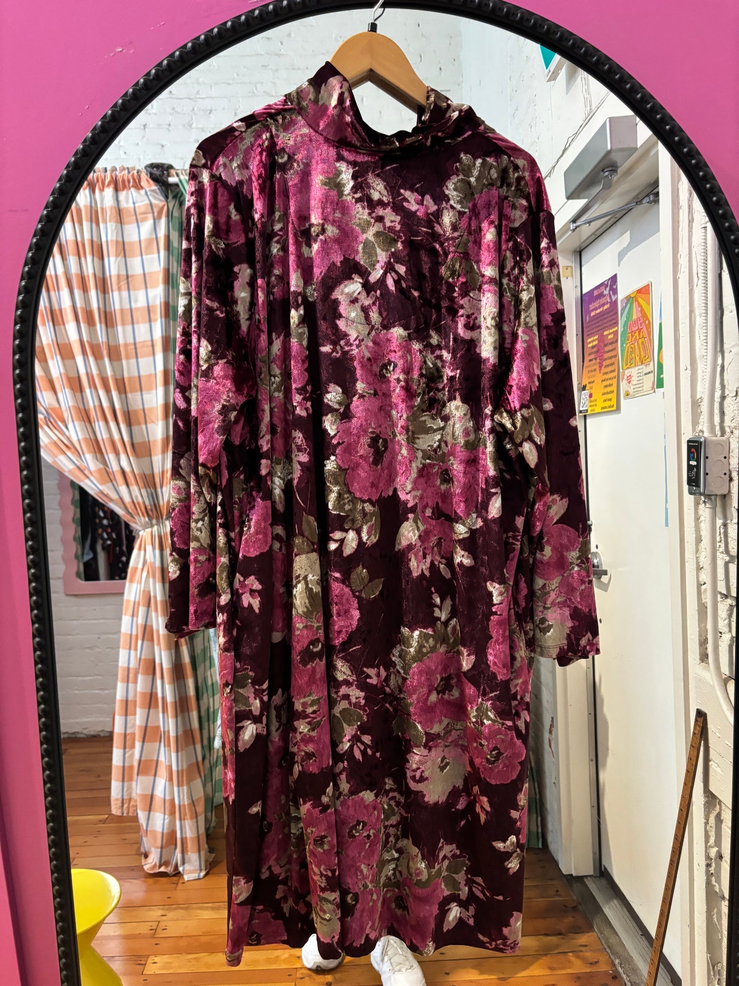 Size XL Velvet Burgundy floral Hamilton Dress