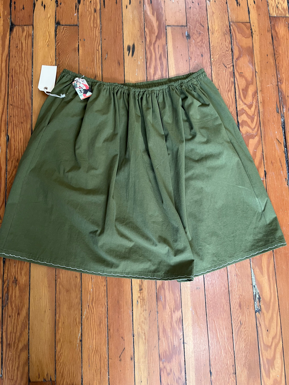 size 3-5X pesto scallop Connally Goods skirt - SAMPLE