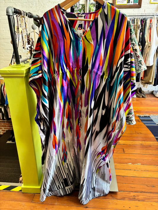 AS IS flex size  black white colours  VINTAGE Winlar kaftan