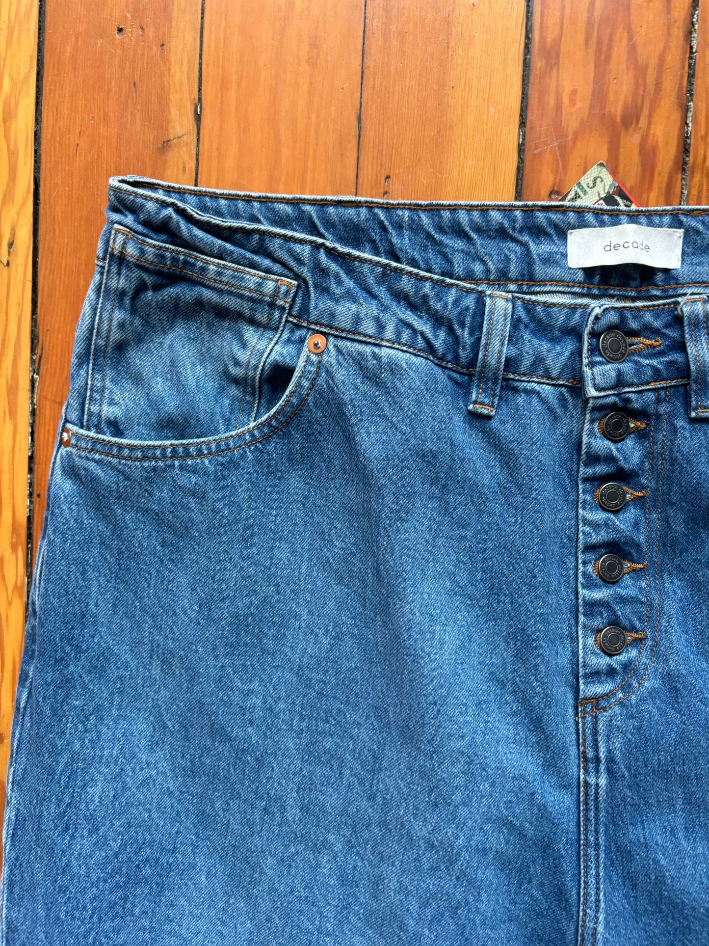 size 40 Bonnie blue Decade jeans - taper (Copy)