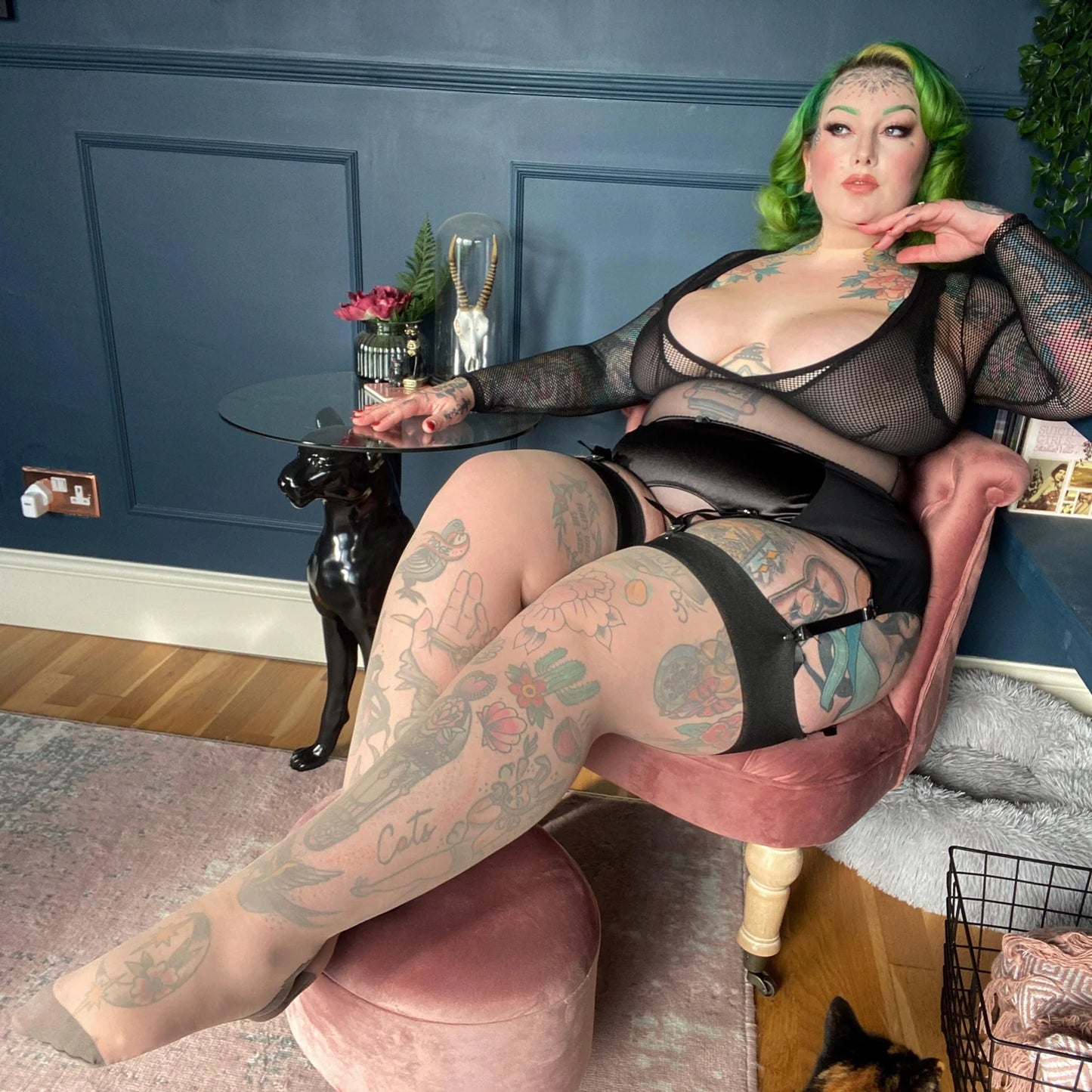 Snag tights